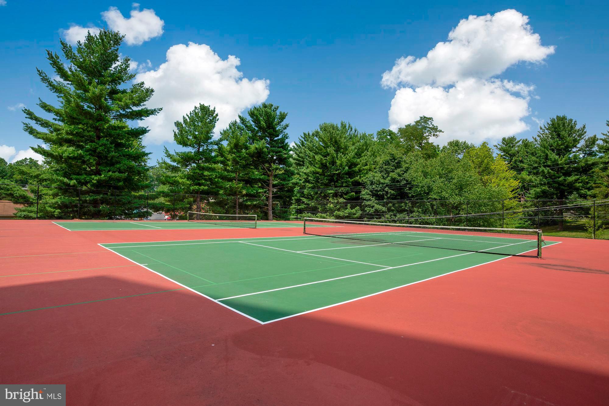 CHELSEA TOWERS - Residential