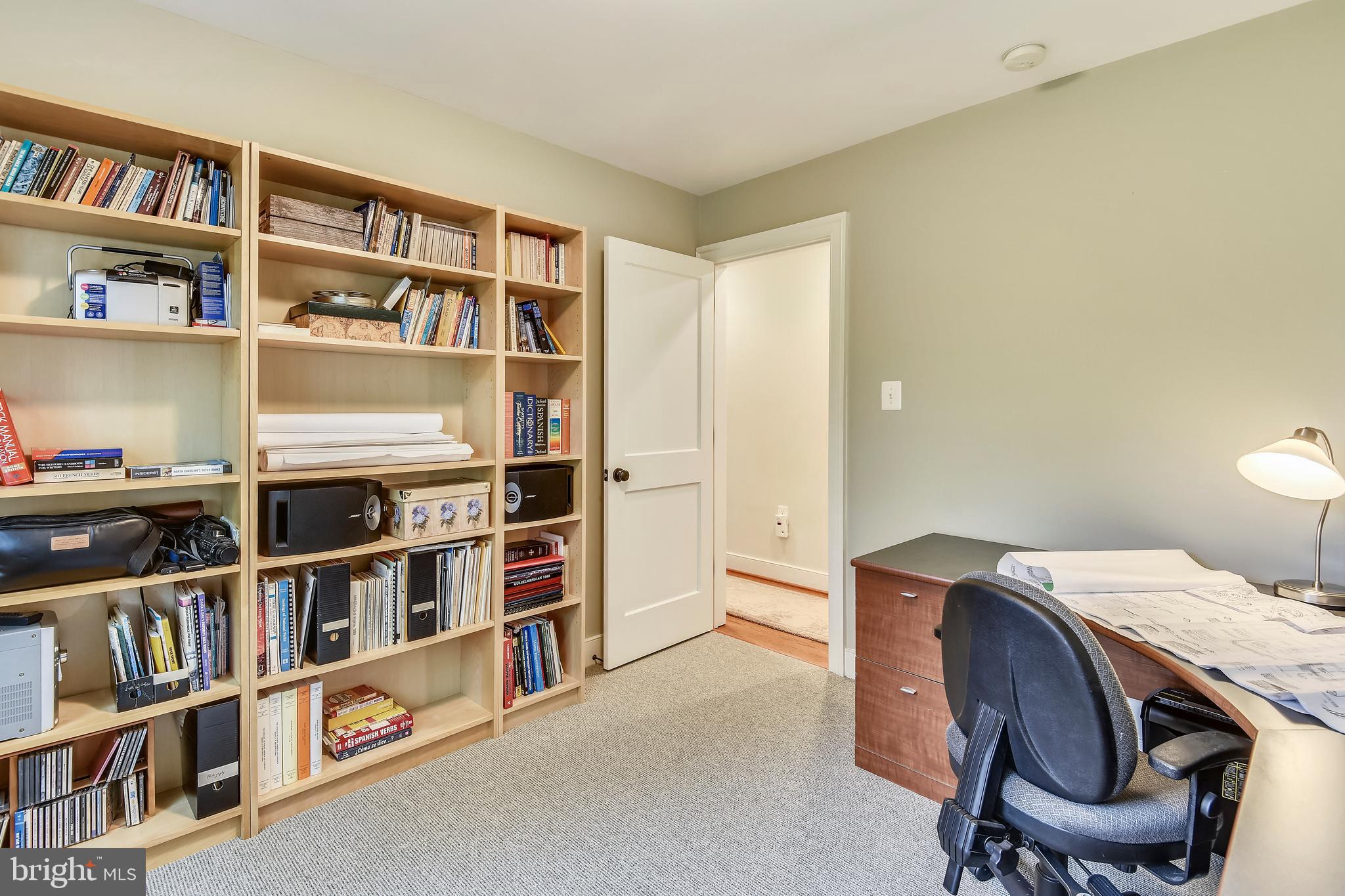 COUNTRY CLUB HILLS - Residential