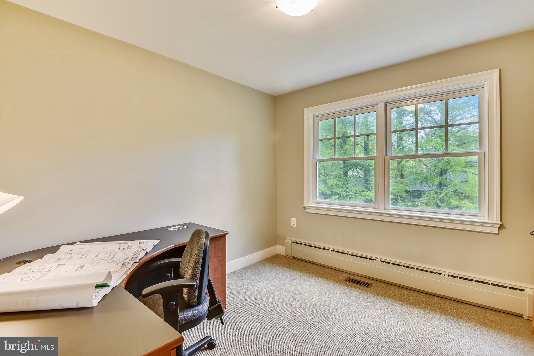 COUNTRY CLUB HILLS - Residential