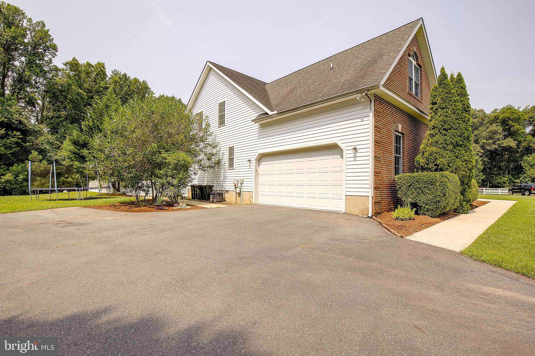 CLAIBORNE FIELDS - Residential
