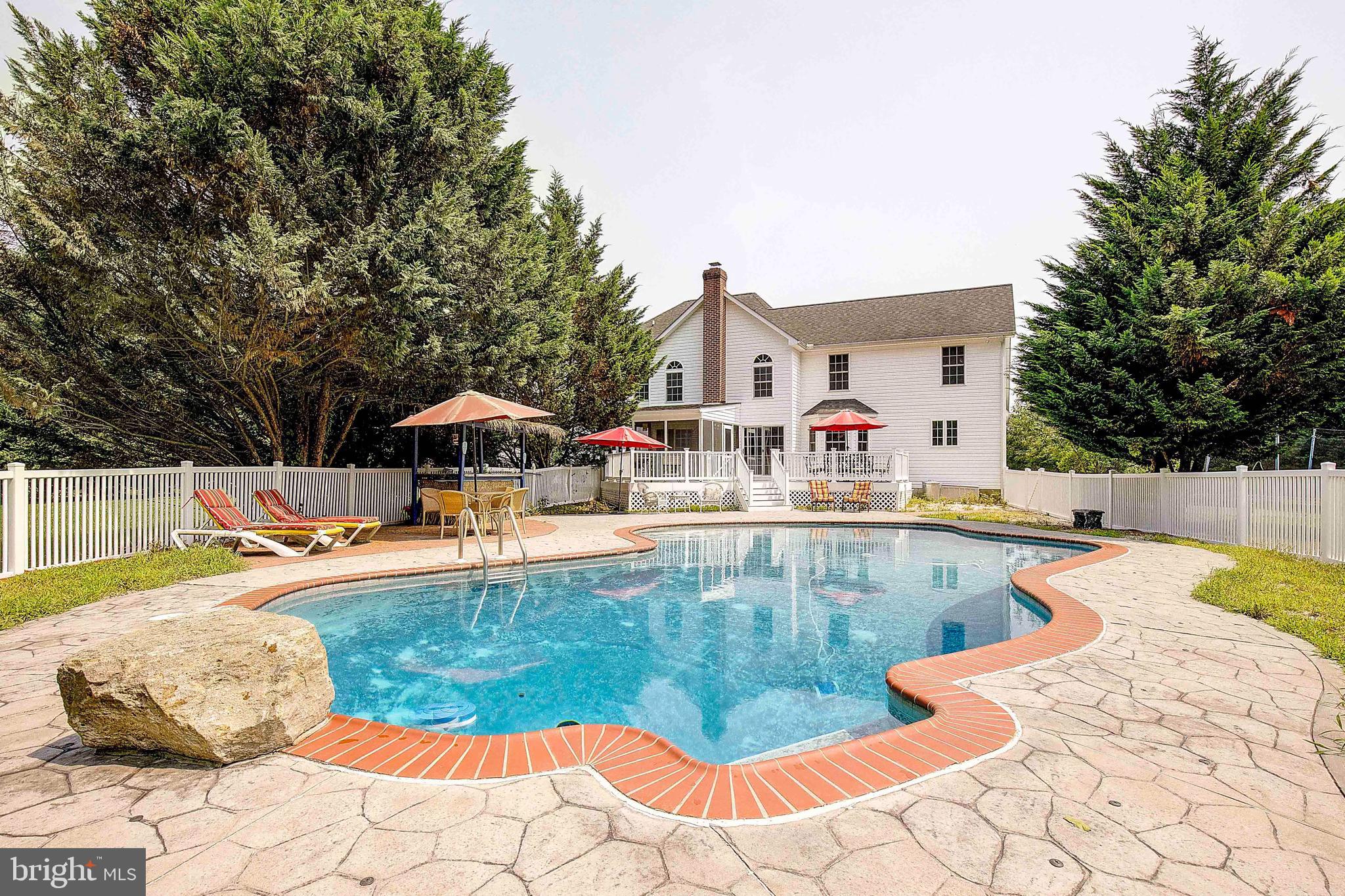 CLAIBORNE FIELDS - Residential