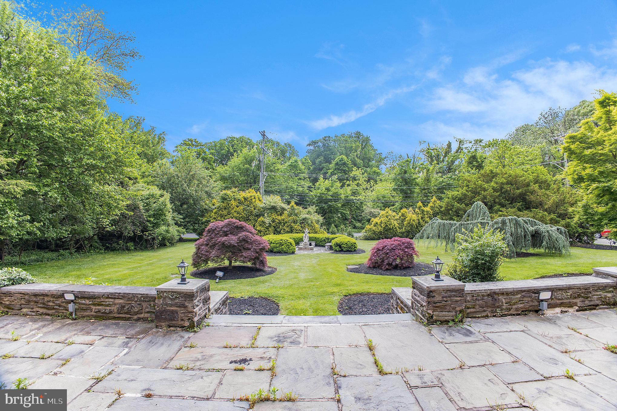 JENKINTOWN MANOR - Residential