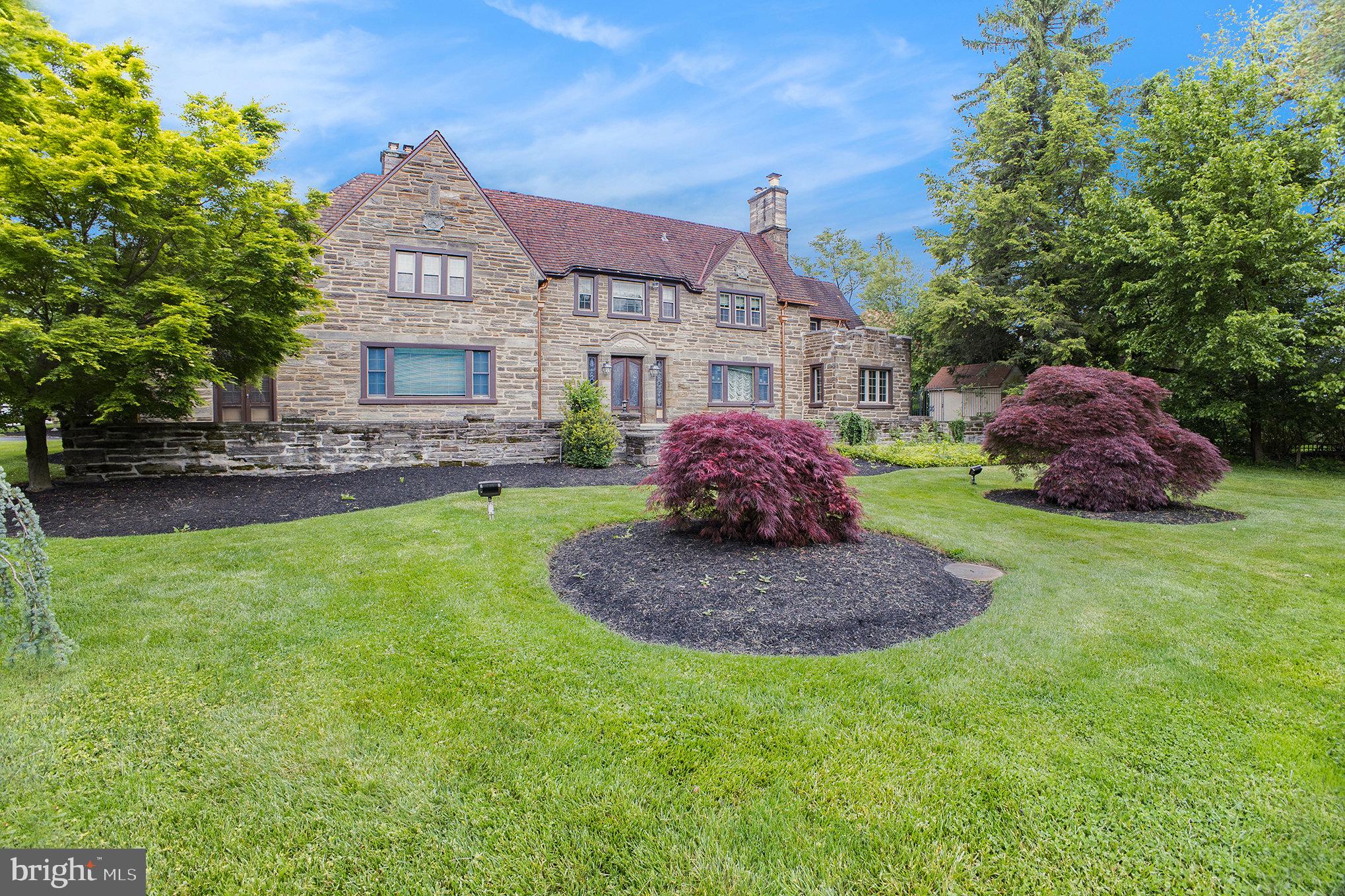 JENKINTOWN MANOR - Residential