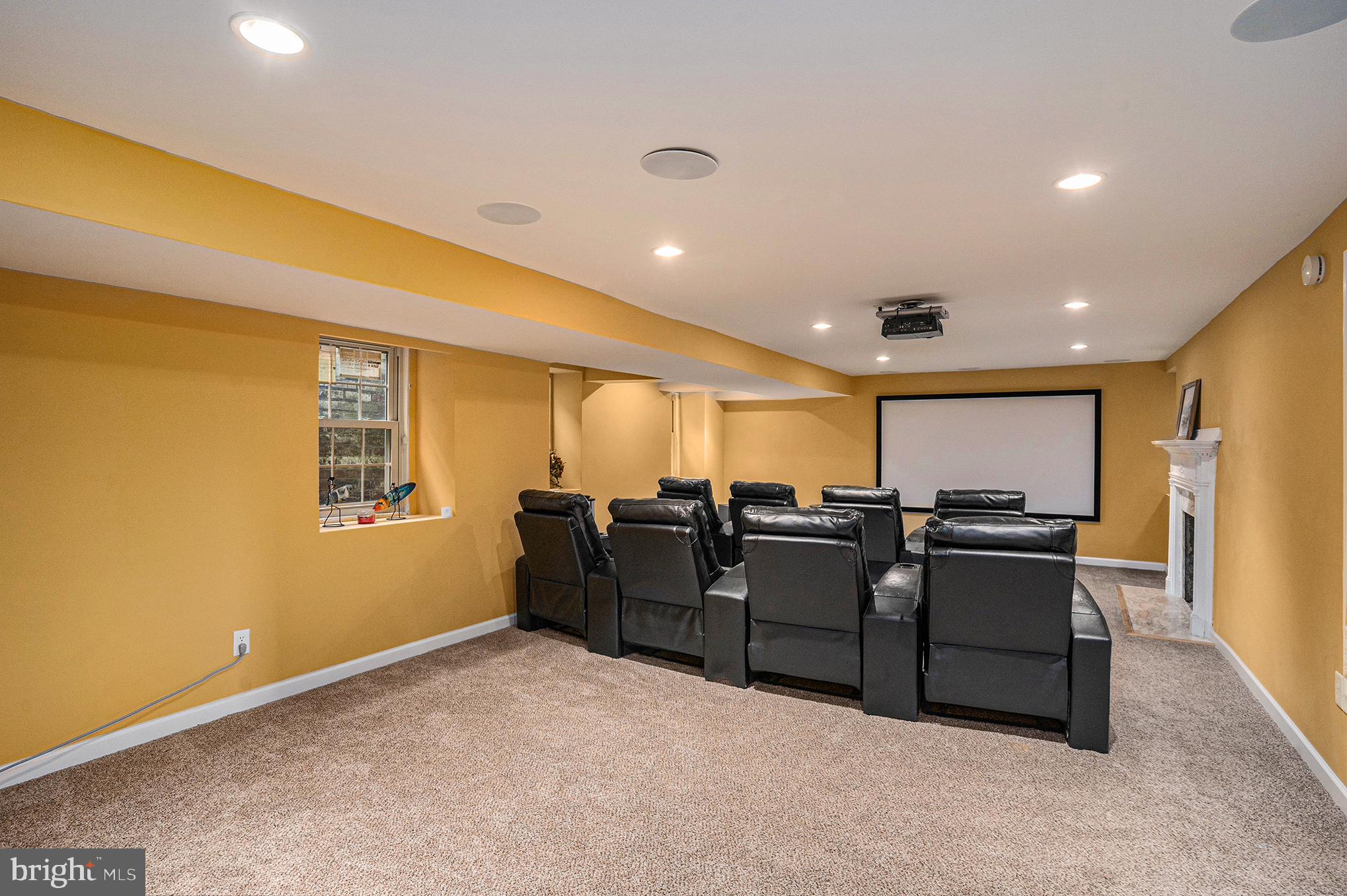 JENKINTOWN MANOR - Residential