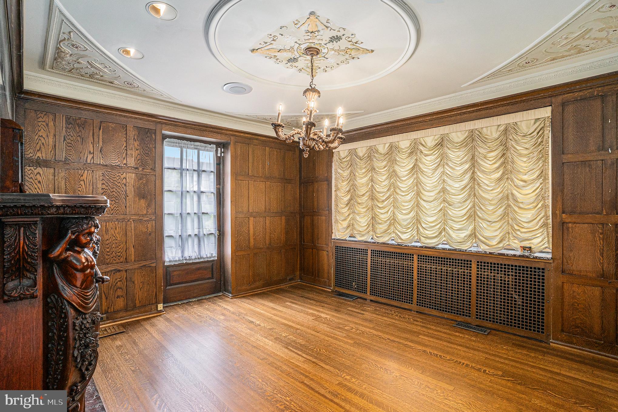 JENKINTOWN MANOR - Residential