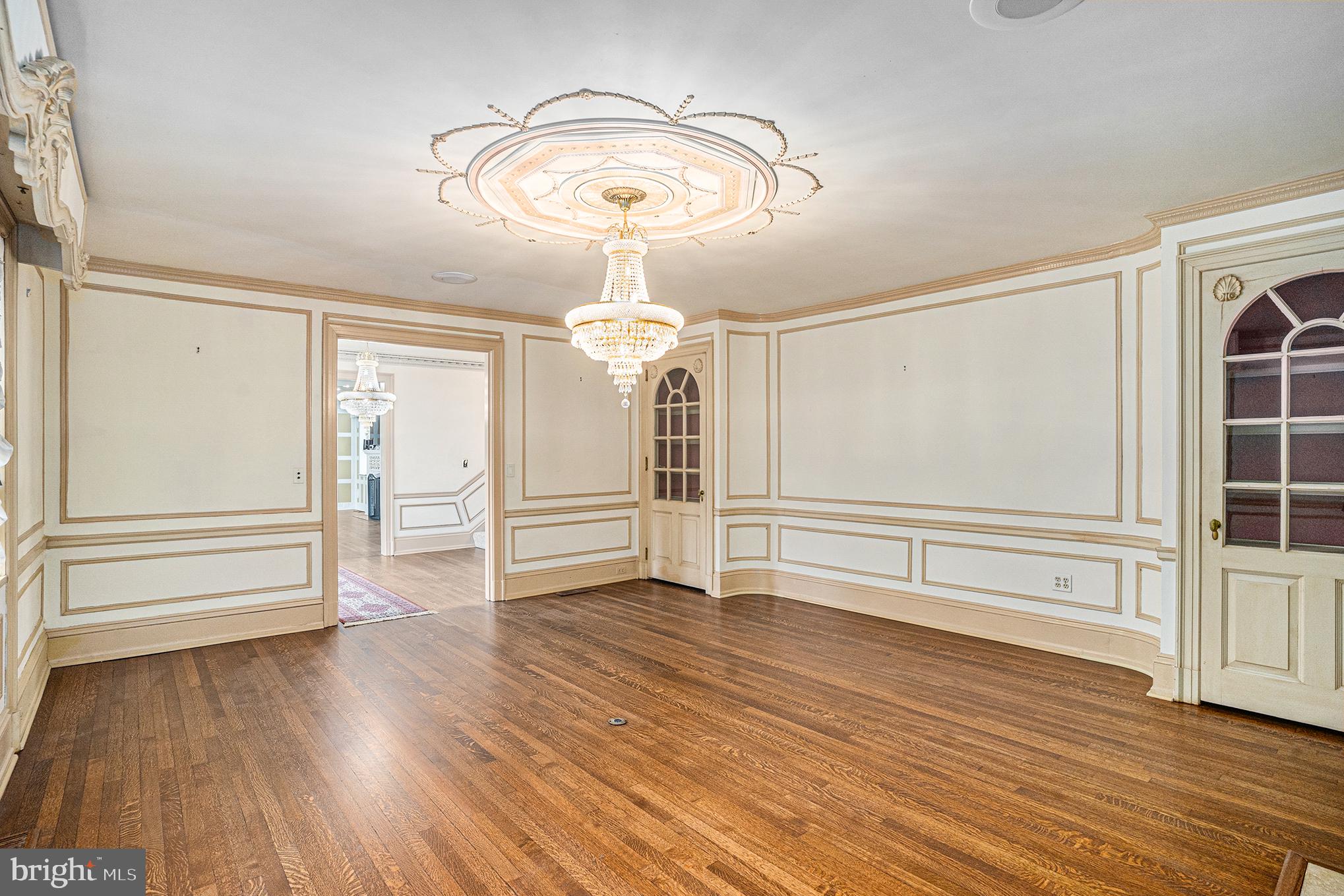 JENKINTOWN MANOR - Residential