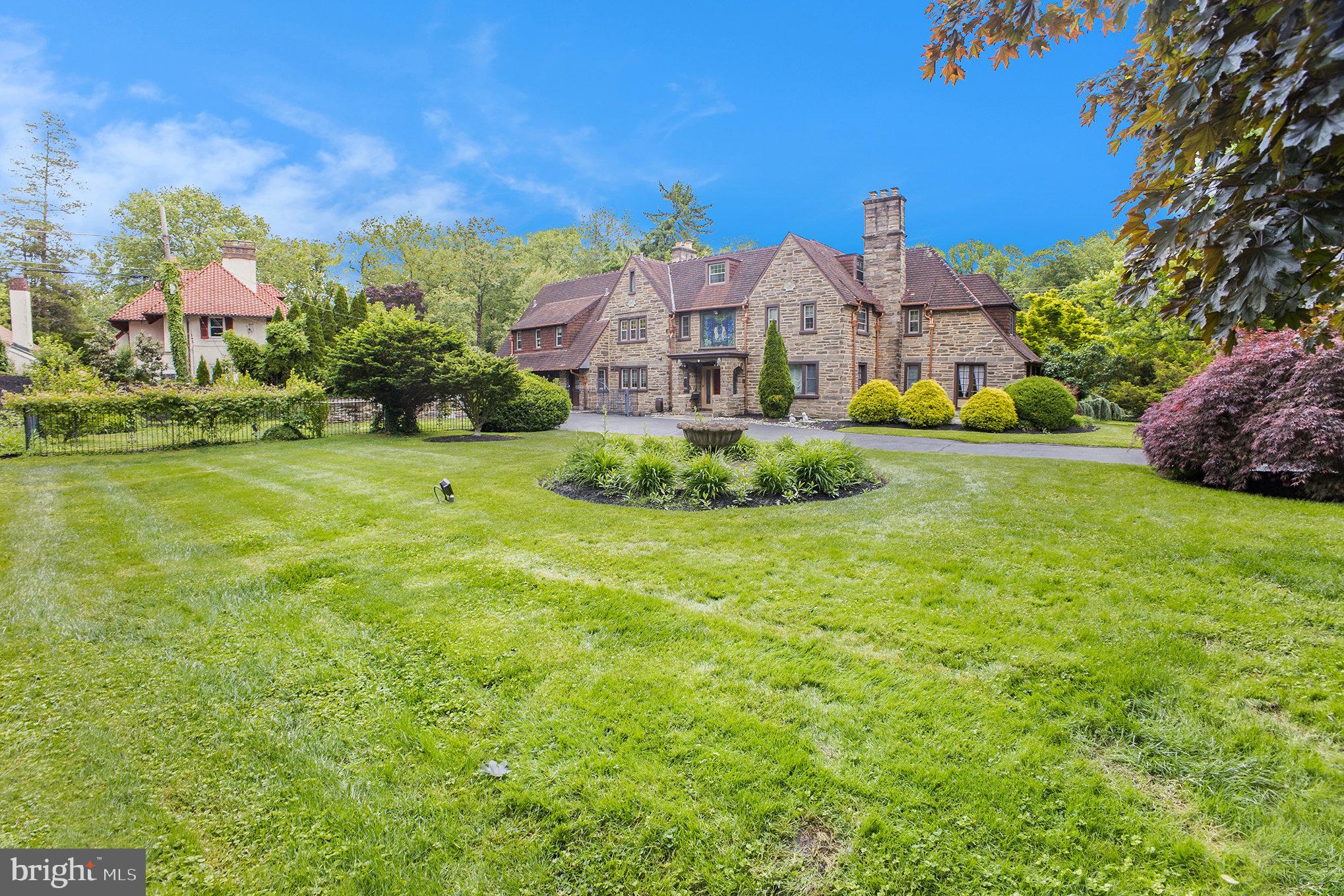 JENKINTOWN MANOR - Residential