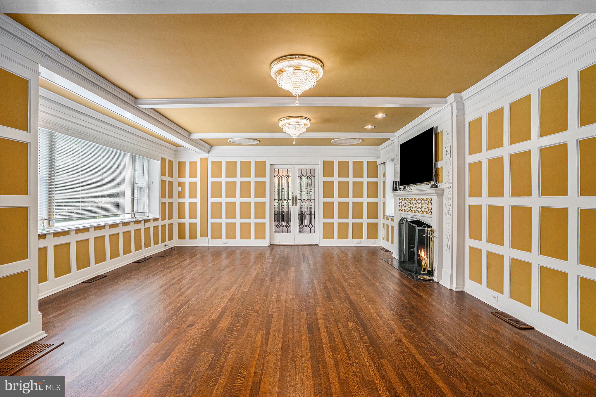 JENKINTOWN MANOR - Residential