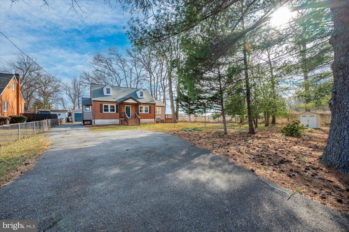 BELTSVILLE - Residential