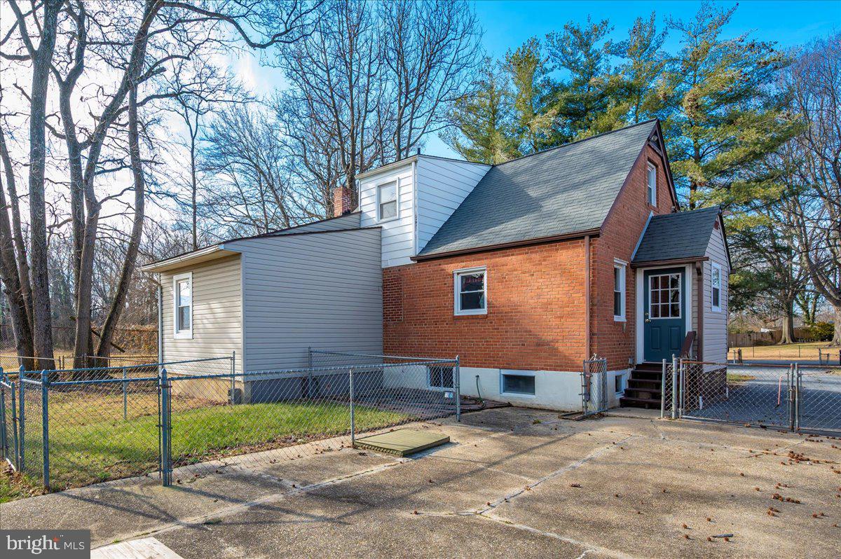 BELTSVILLE - Residential