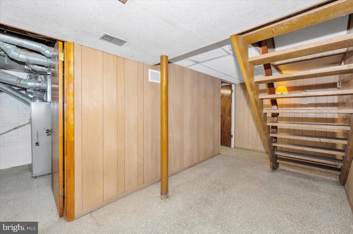 BELTSVILLE - Residential