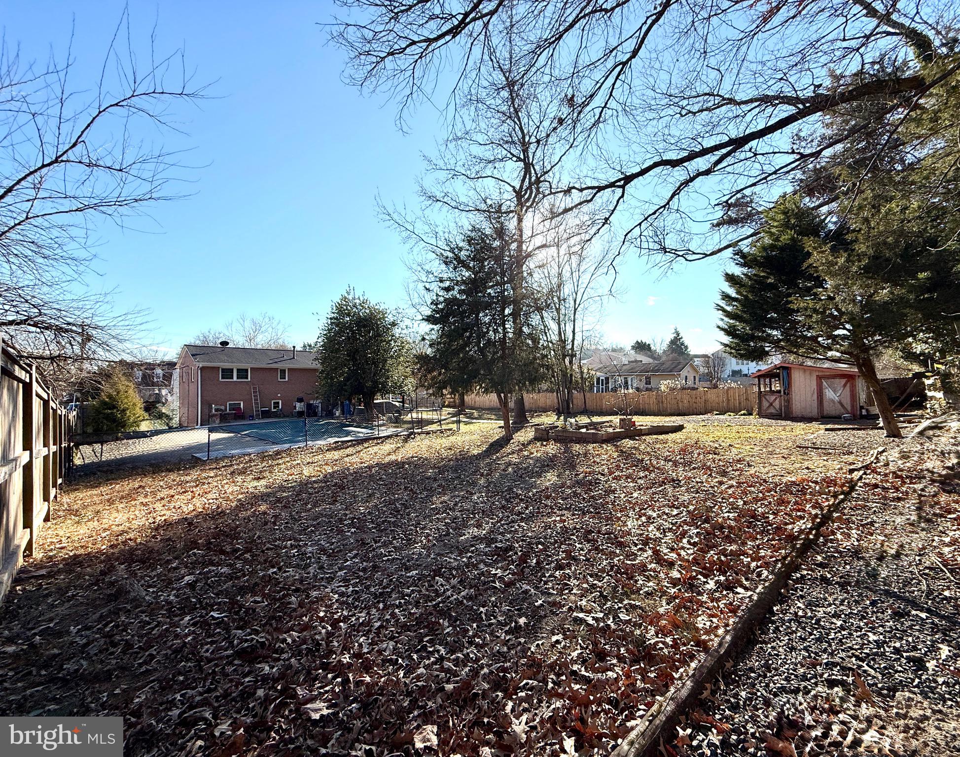 LAKEVIEW ESTATES - Residential