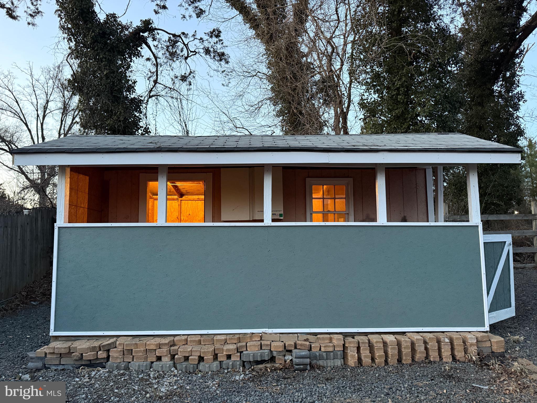 LAKEVIEW ESTATES - Residential