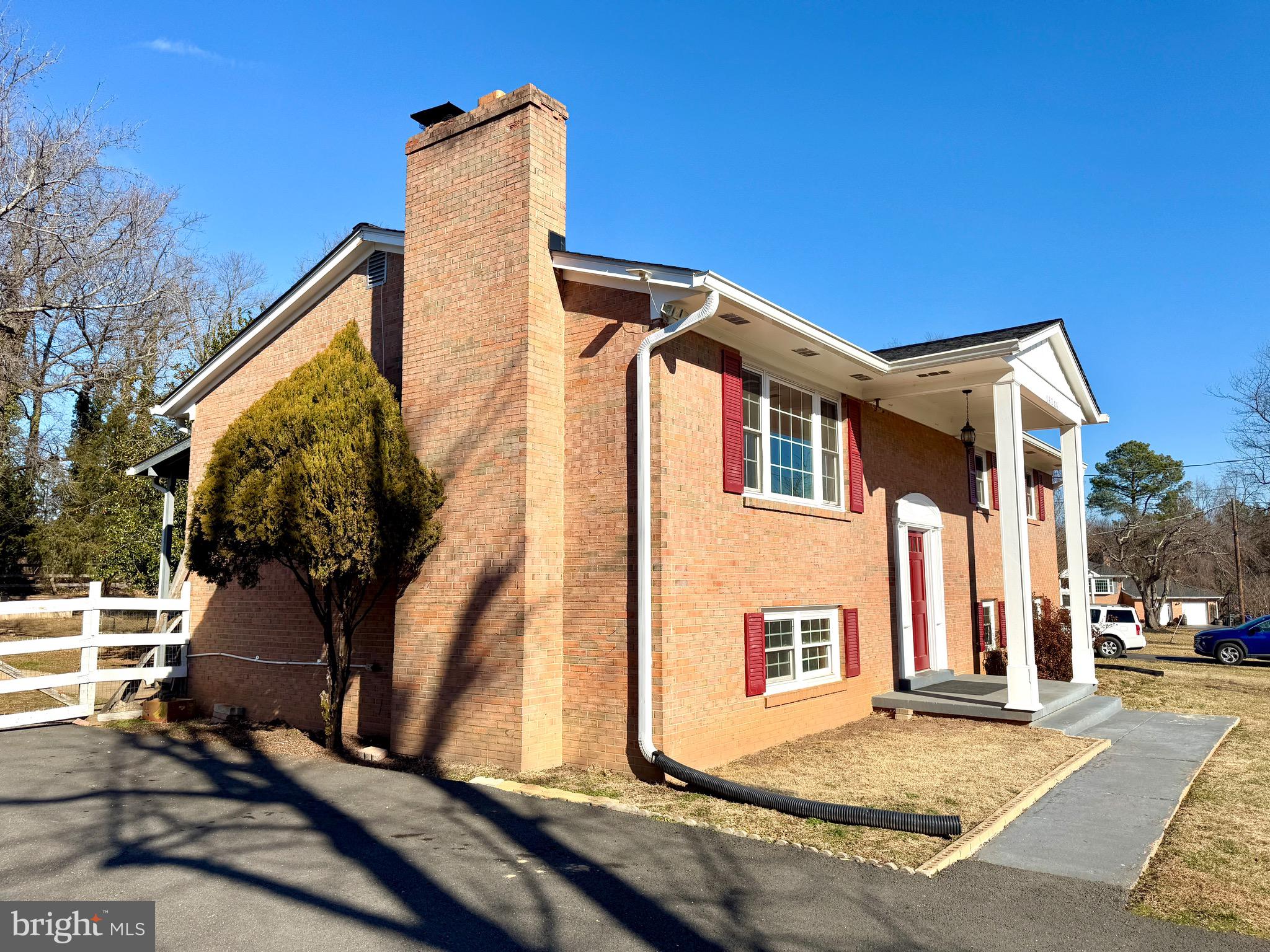 LAKEVIEW ESTATES - Residential