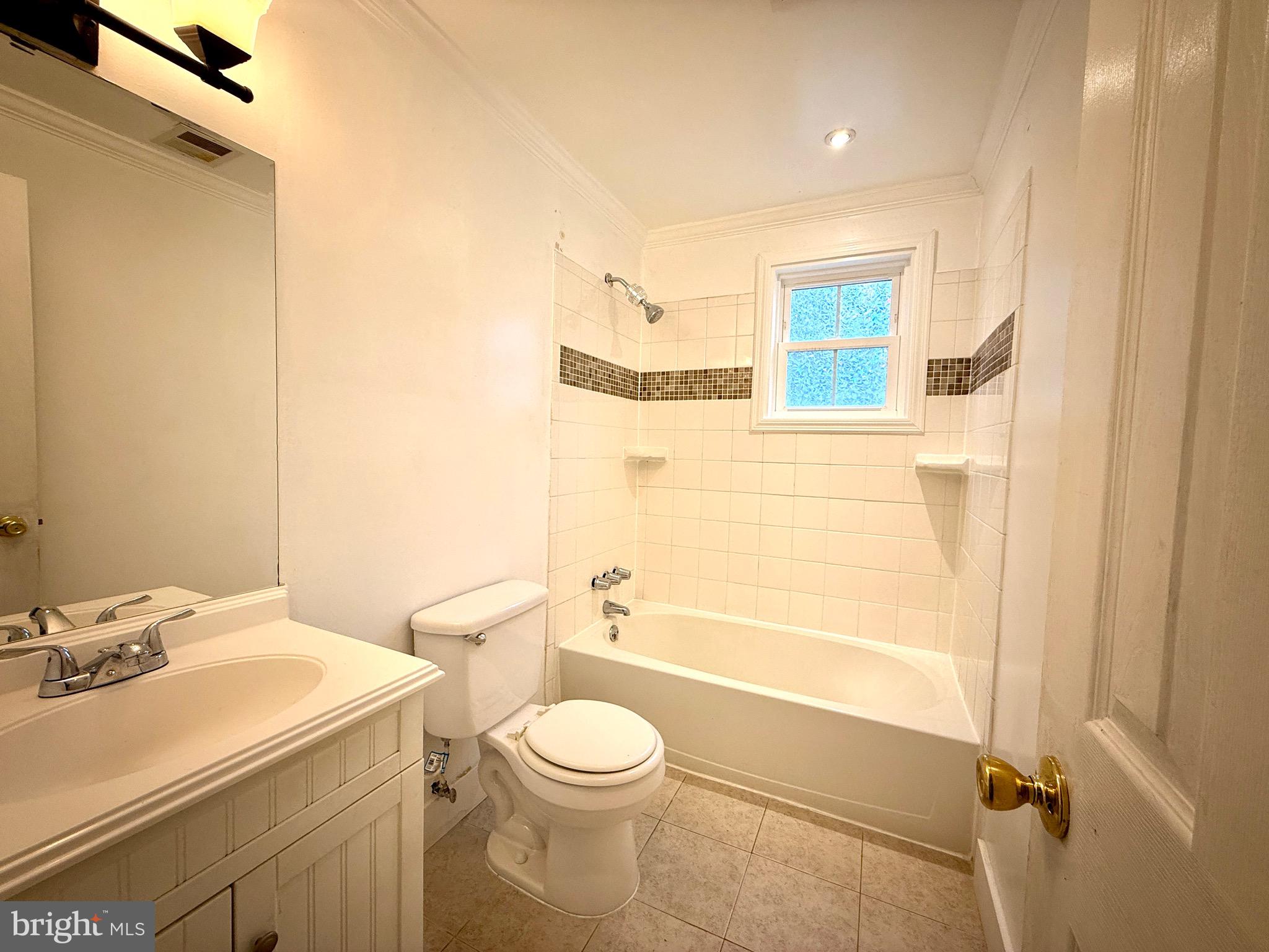 LAKEVIEW ESTATES - Residential