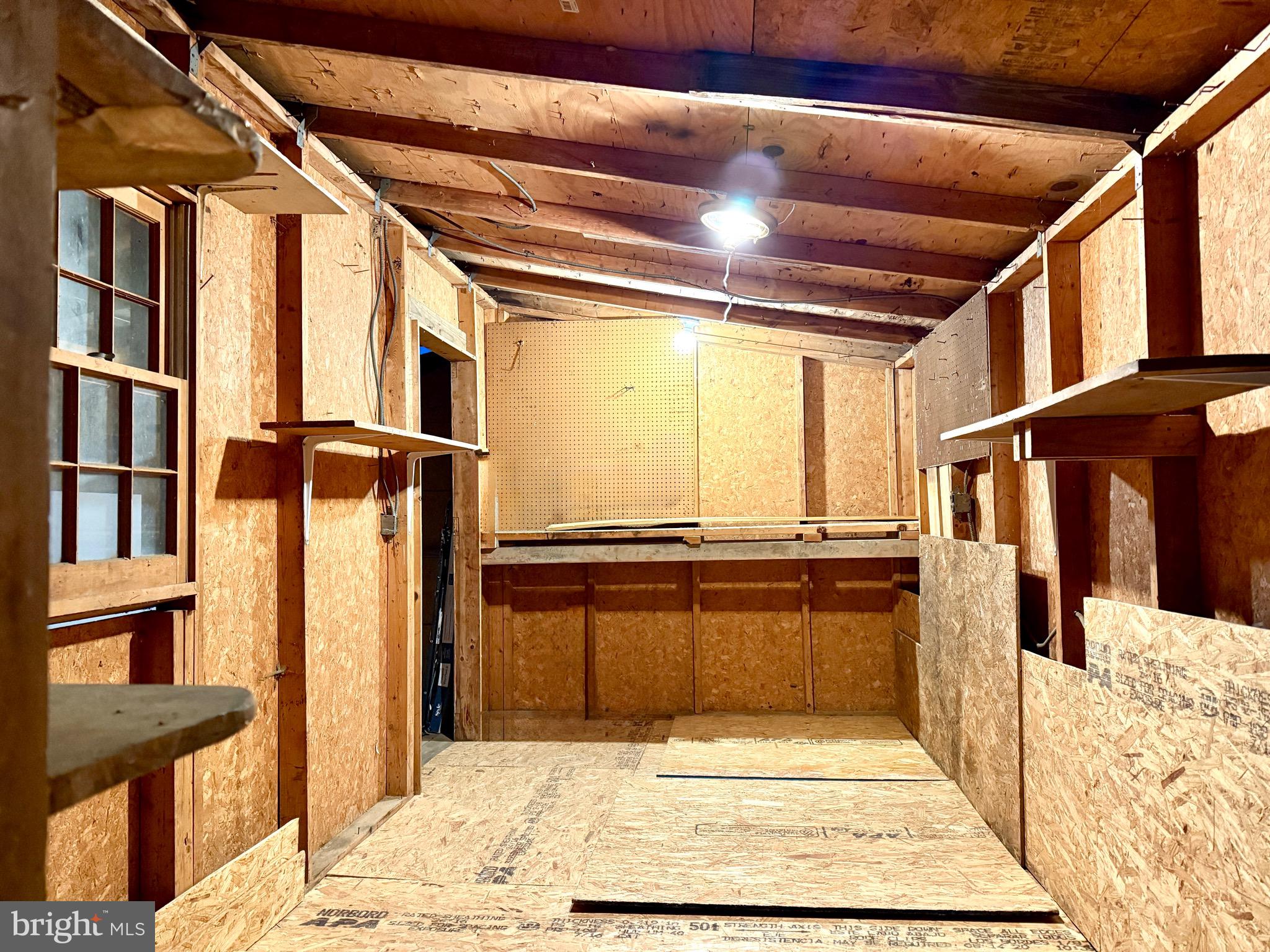 LAKEVIEW ESTATES - Residential