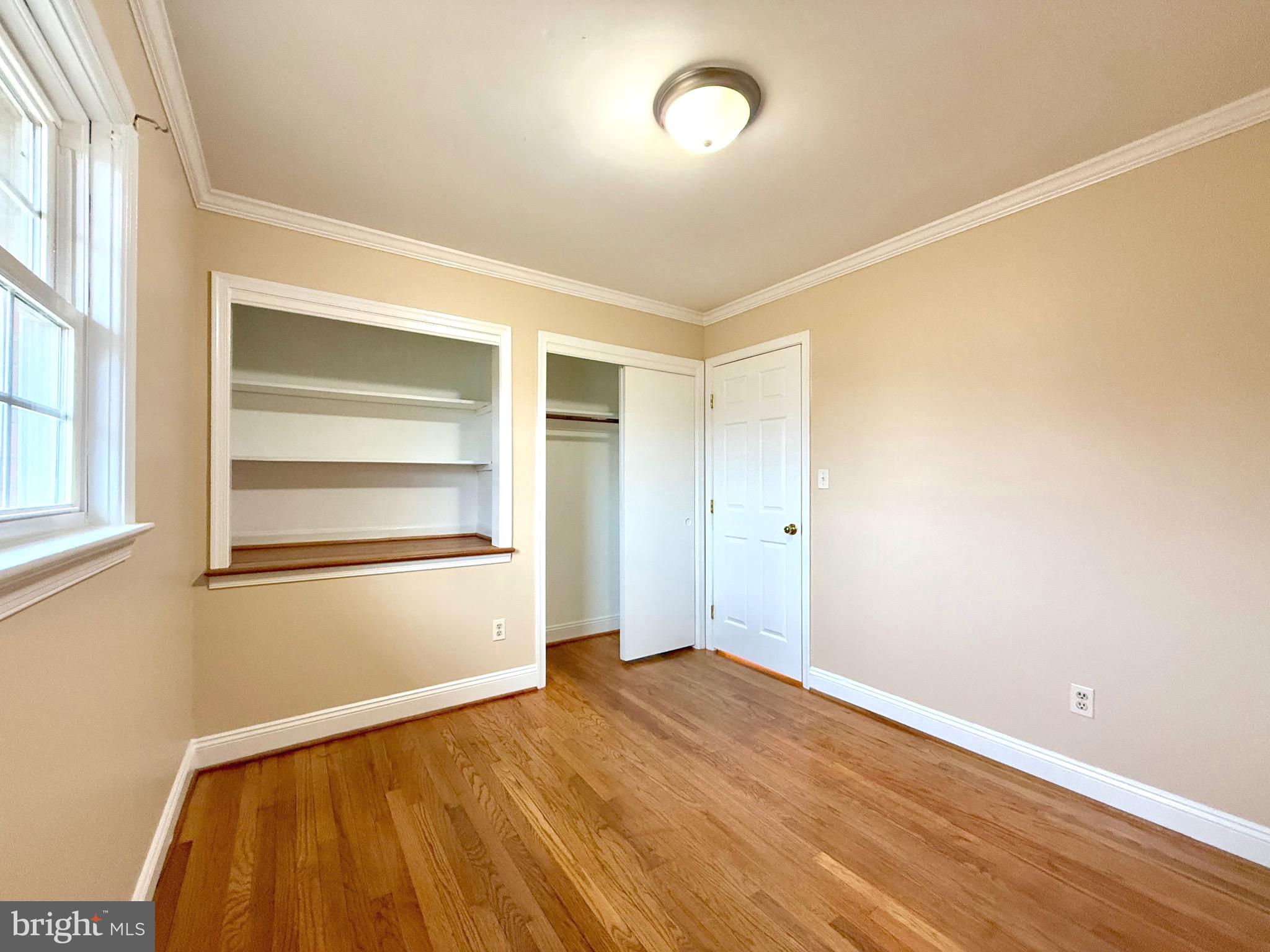 LAKEVIEW ESTATES - Residential