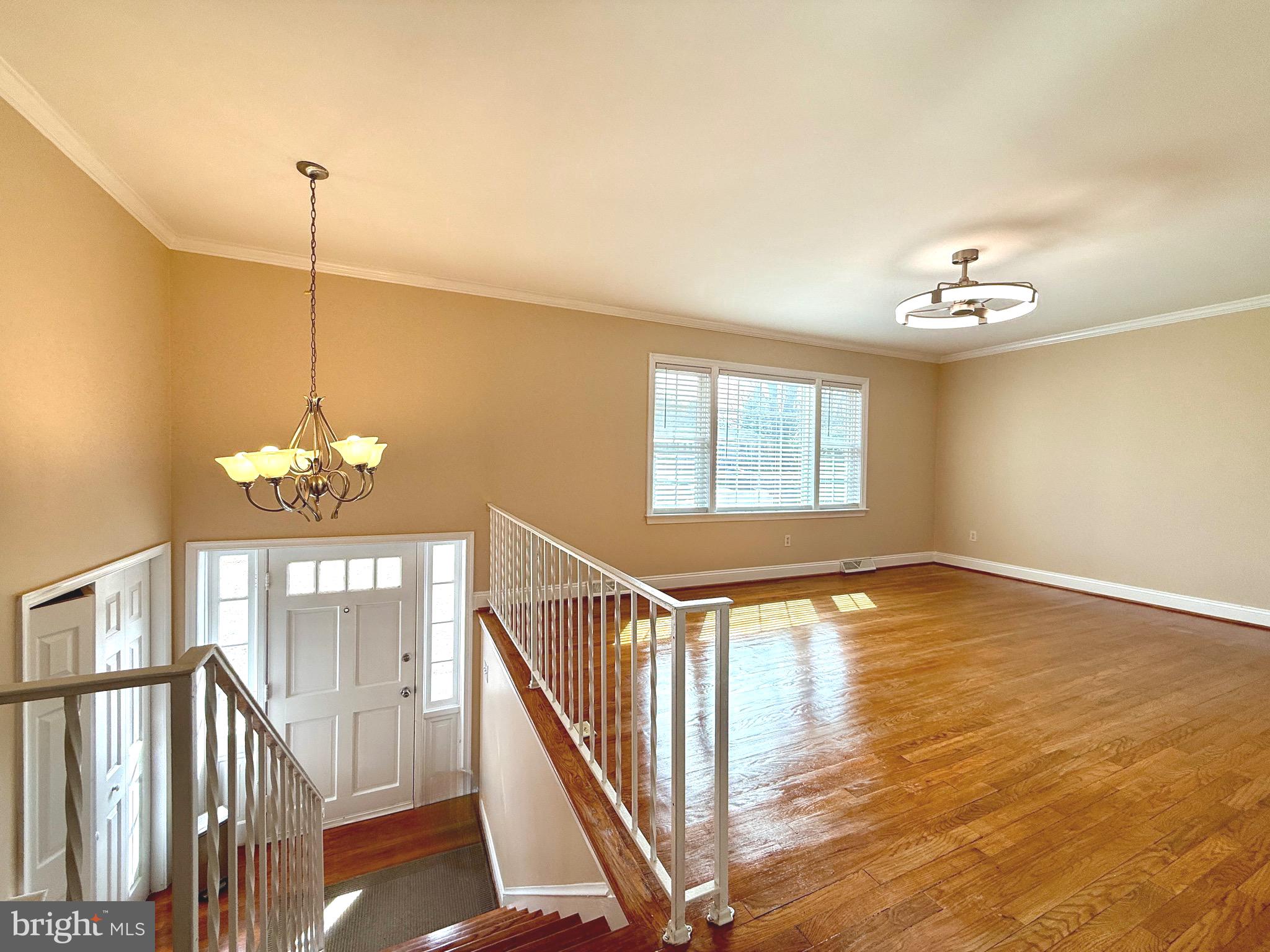 LAKEVIEW ESTATES - Residential