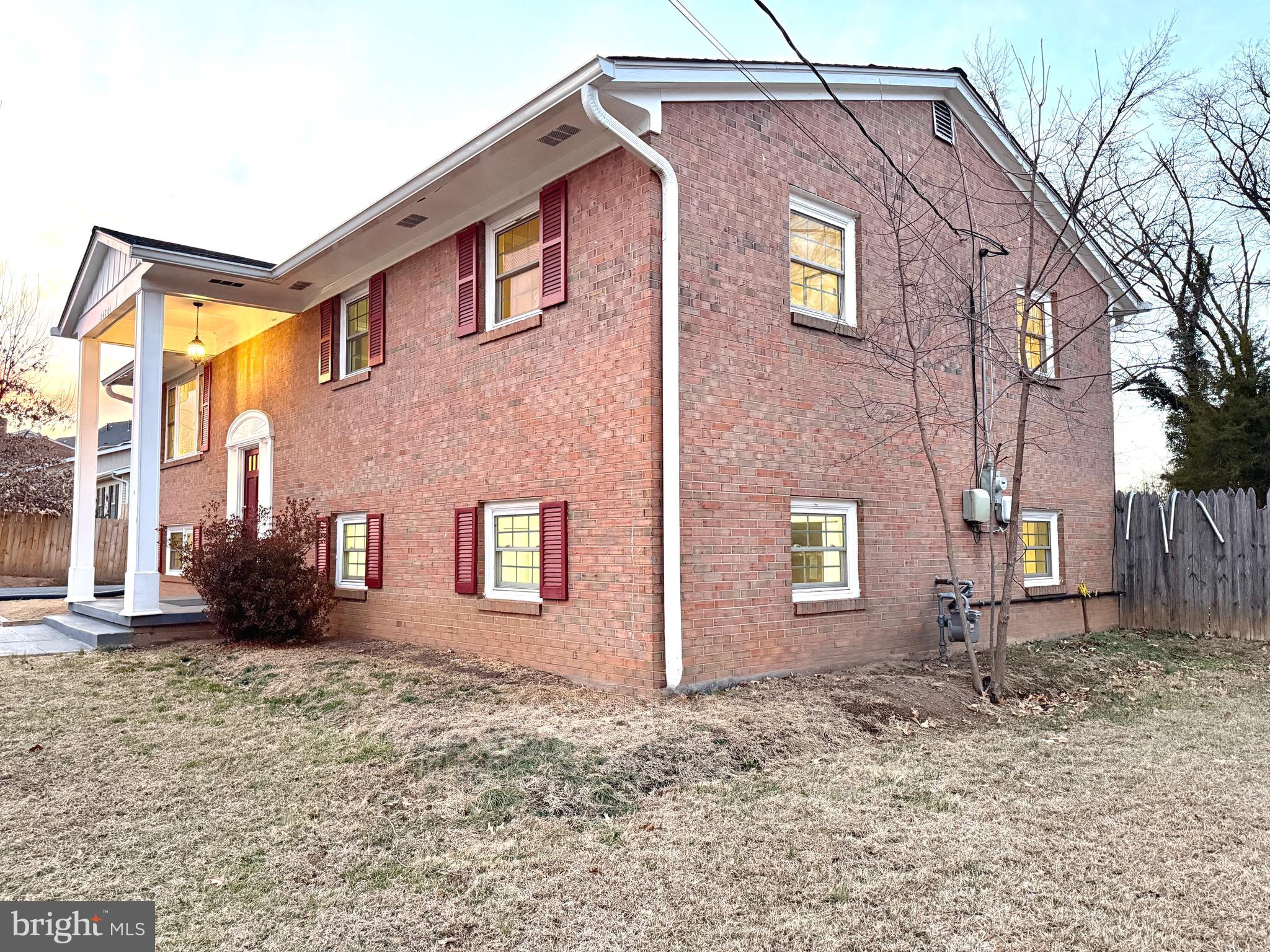 LAKEVIEW ESTATES - Residential