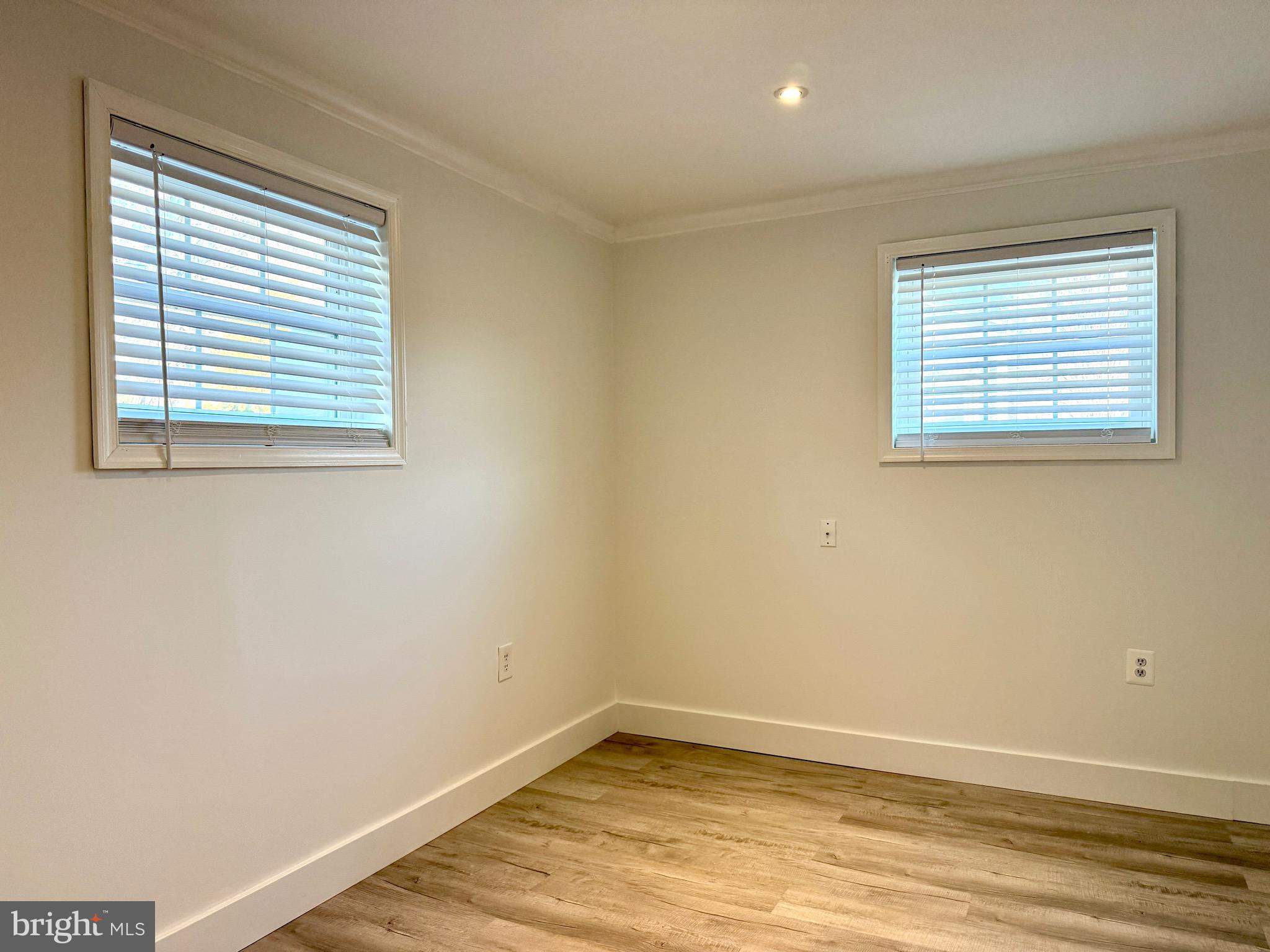 LAKEVIEW ESTATES - Residential