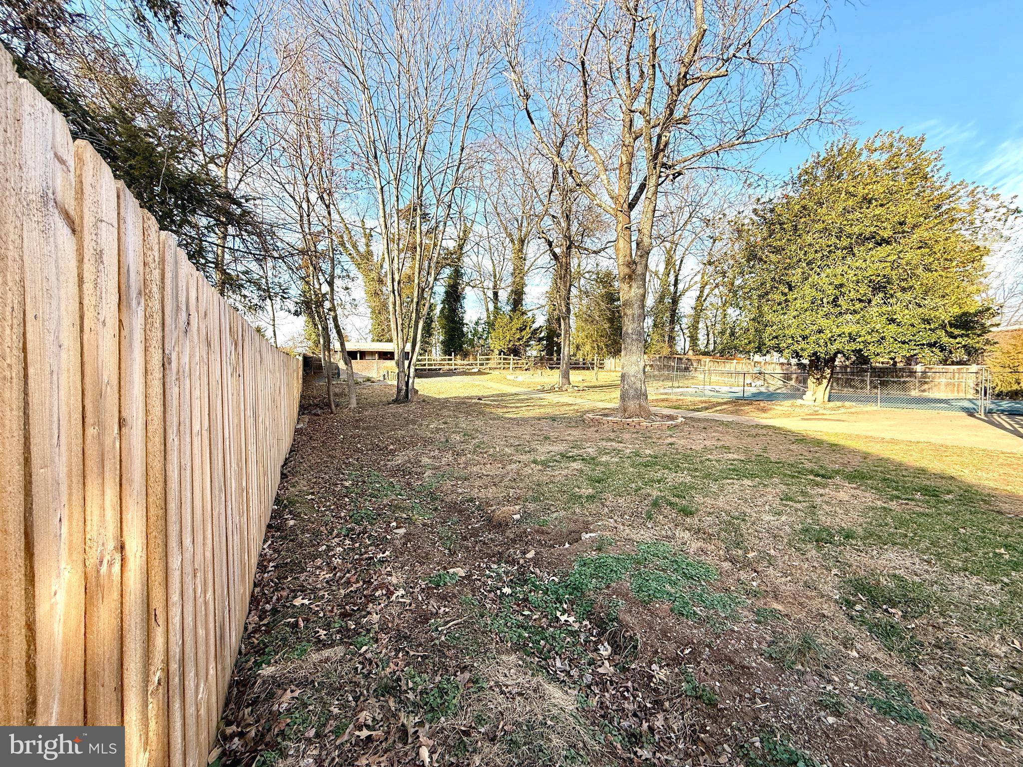 LAKEVIEW ESTATES - Residential