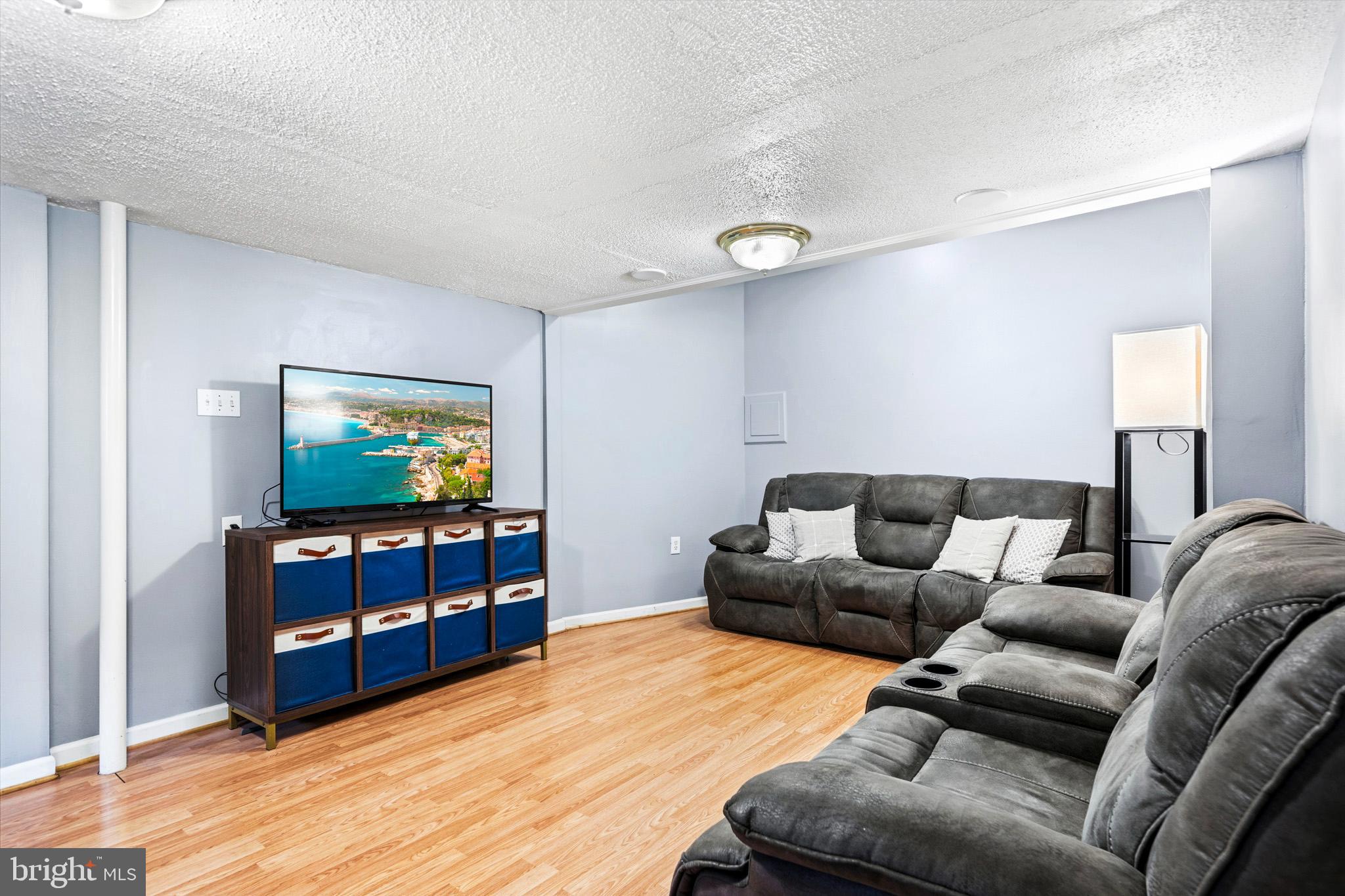 39799 HEARTS DESIRE LANE