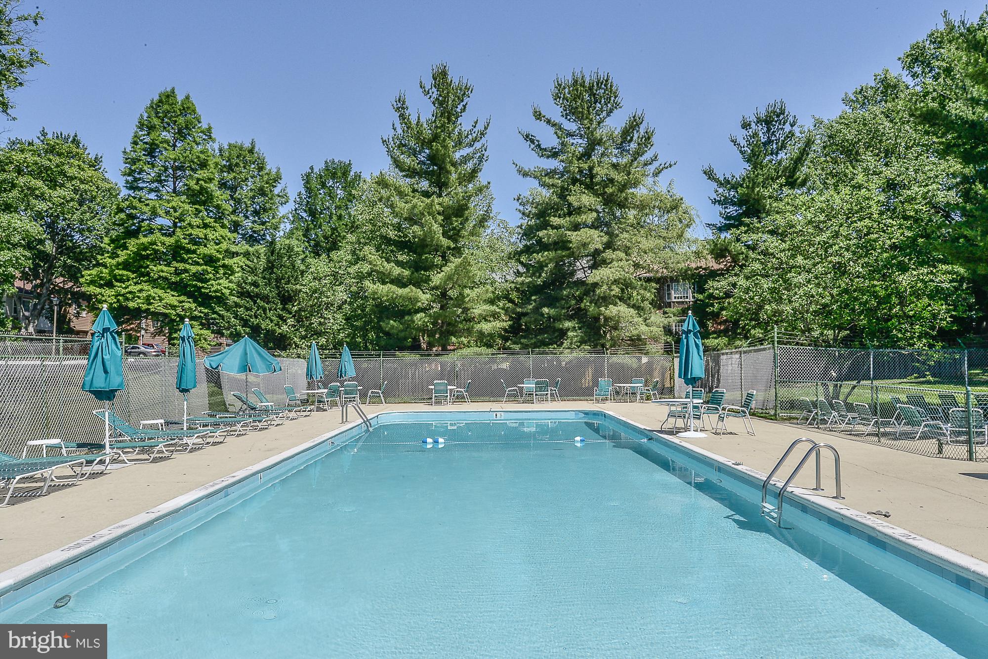 TOWNES OF MOOREFIELD - Residential