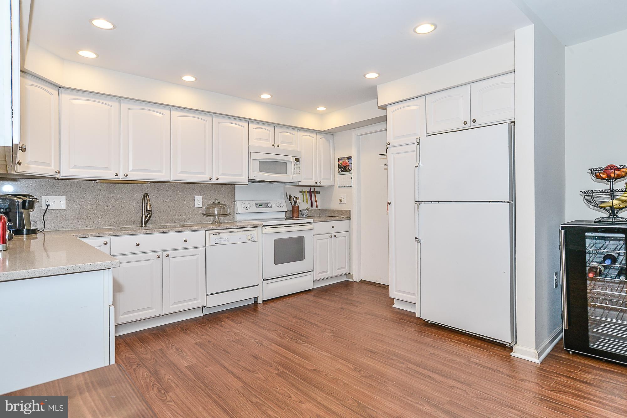 TOWNES OF MOOREFIELD - Residential