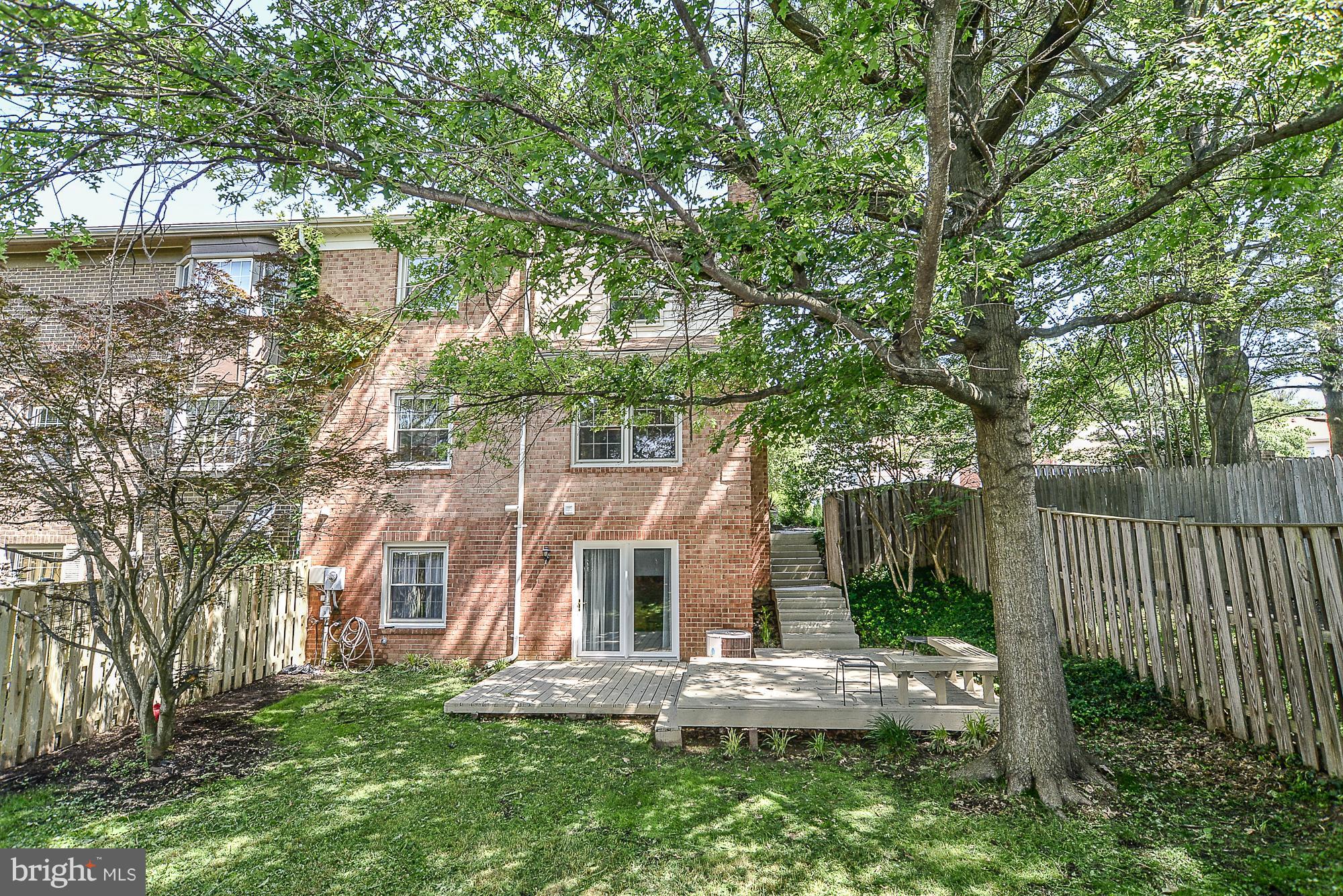 TOWNES OF MOOREFIELD - Residential