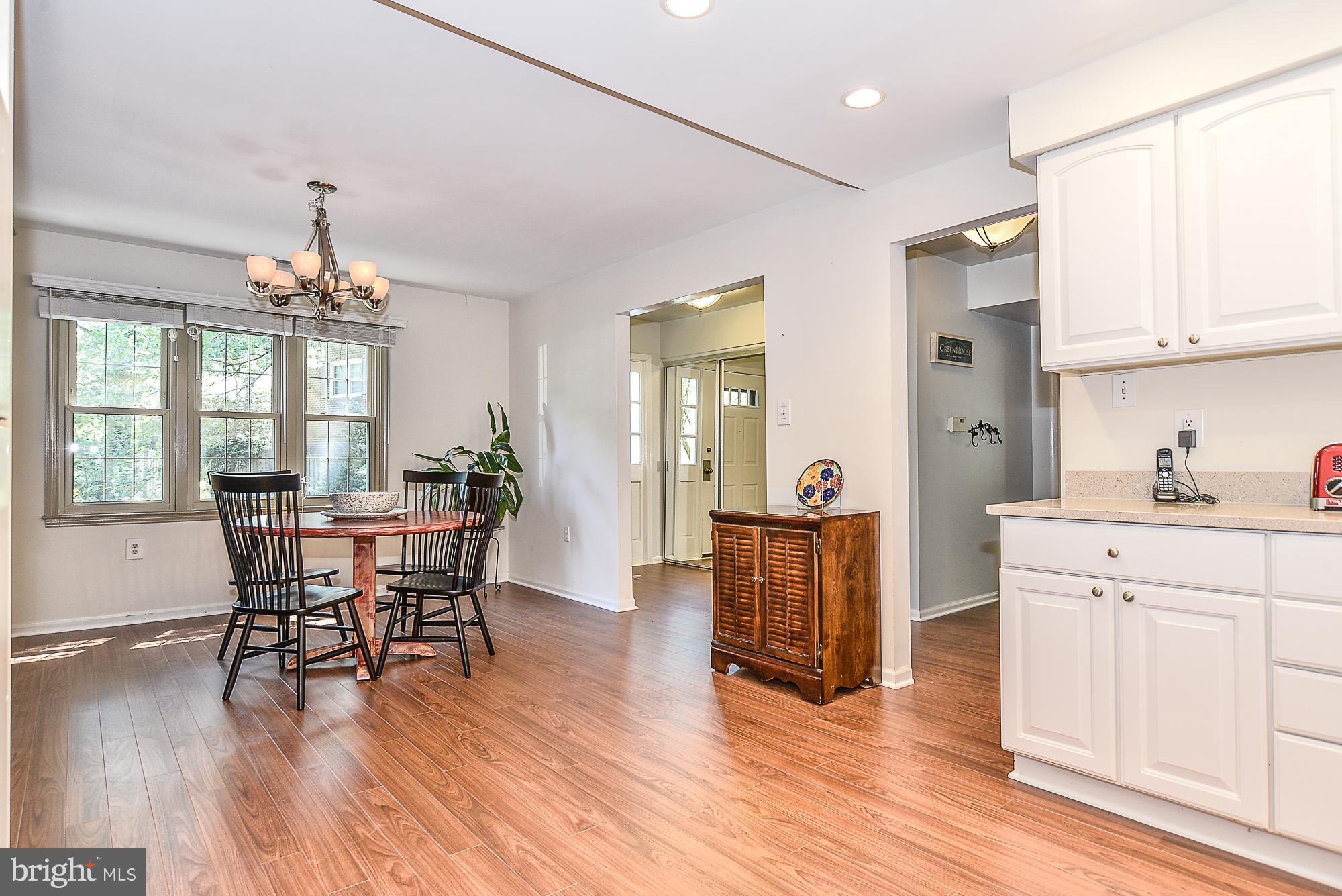 TOWNES OF MOOREFIELD - Residential