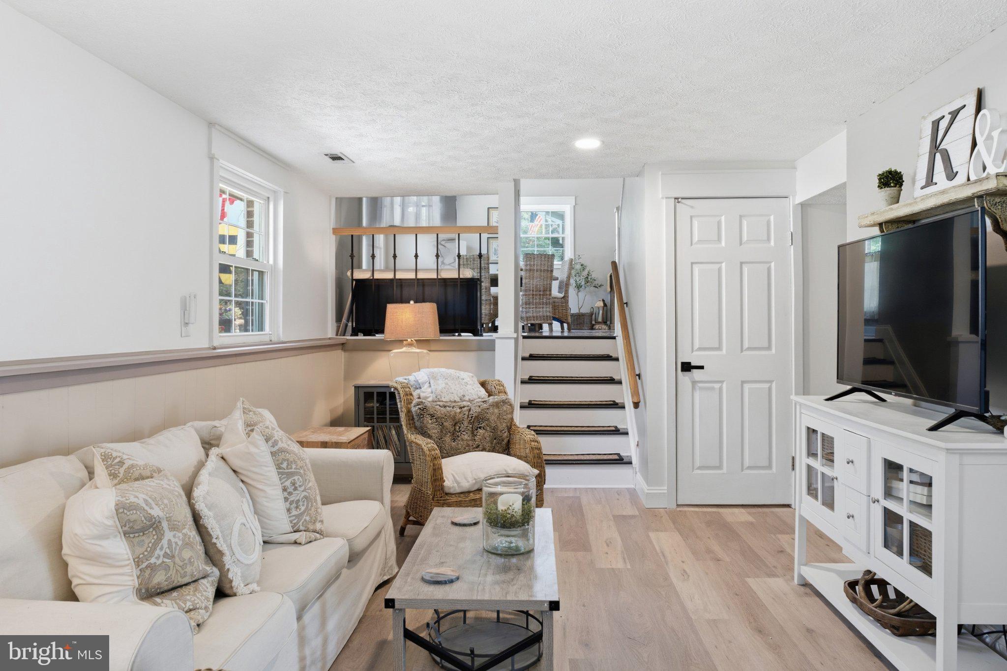 RAINTREE - Residential