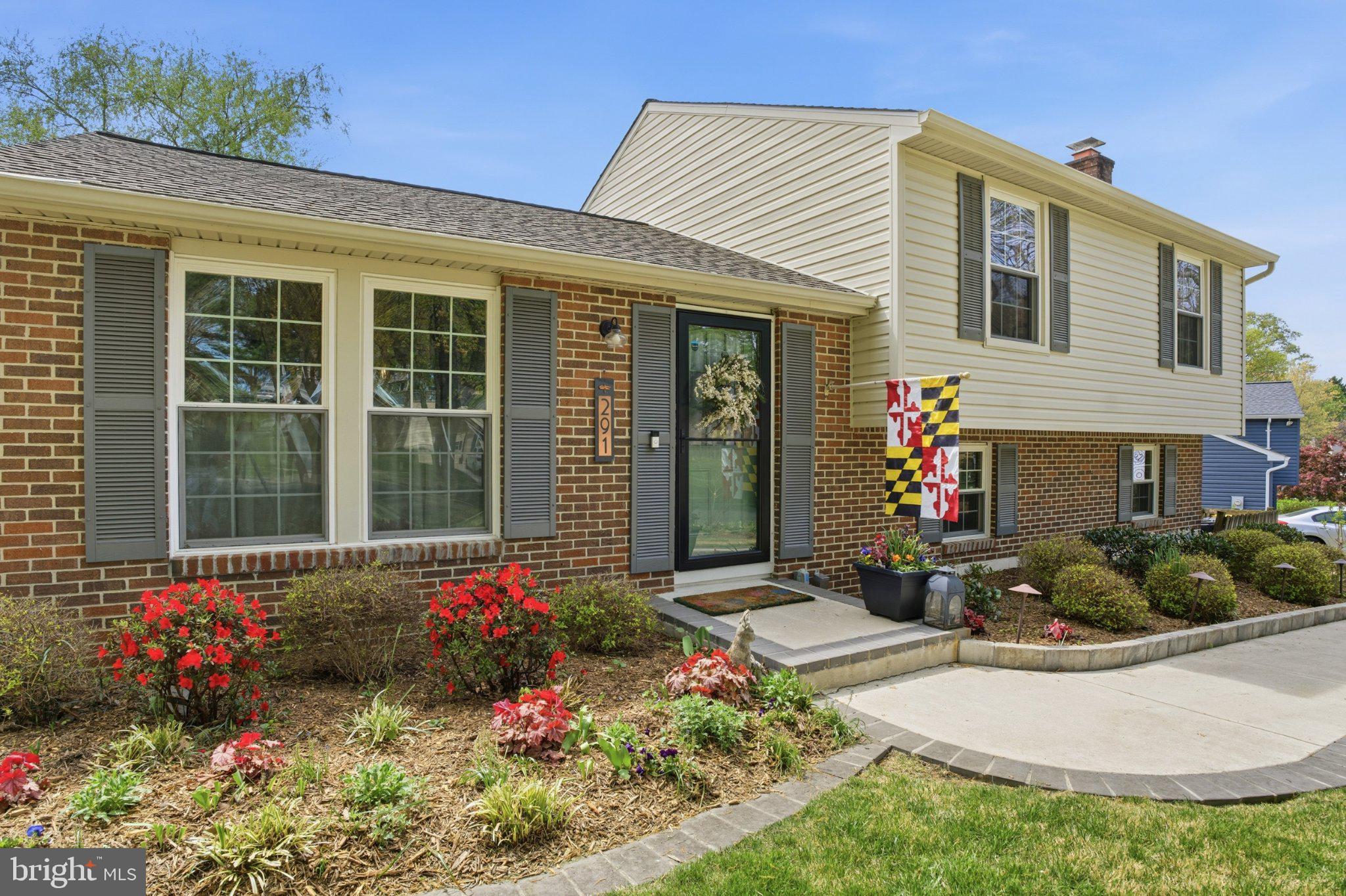 RAINTREE - Residential