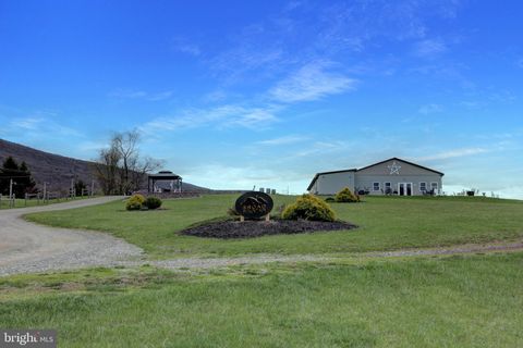 596 HARMAN ROAD HALIFAX PA 17032