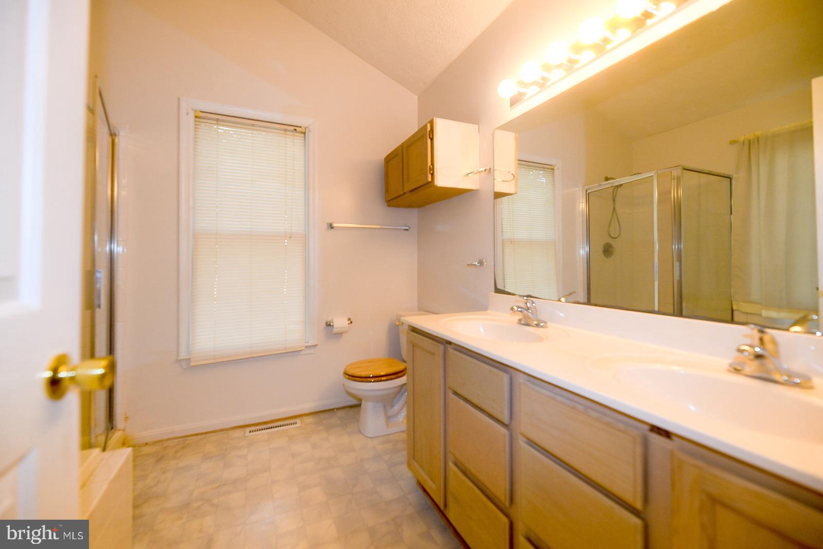 HAYDEN GREEN - Residential Lease