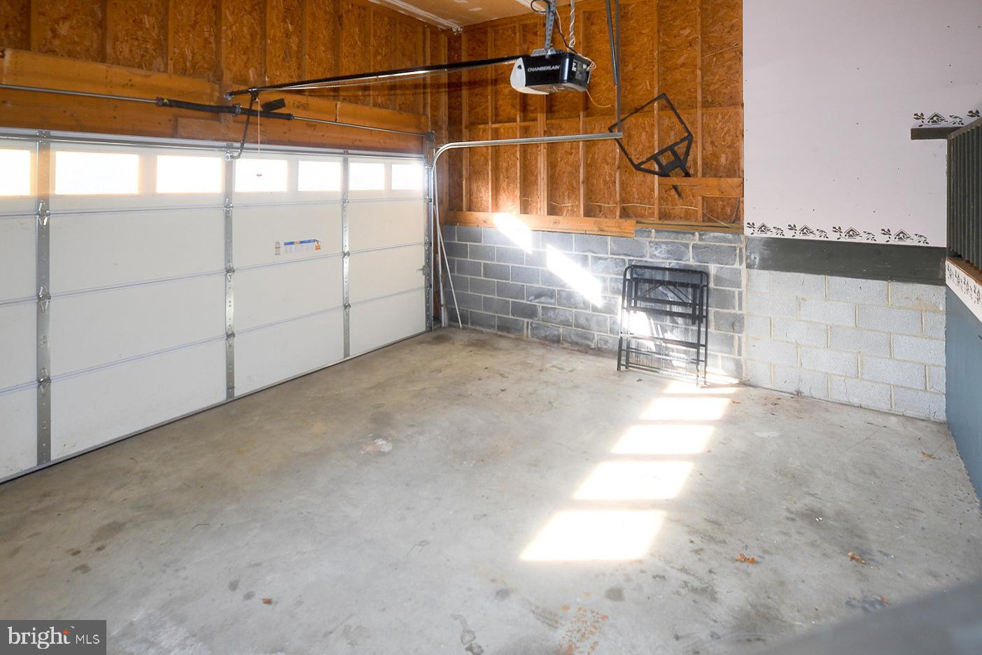 HAYDEN GREEN - Residential Lease