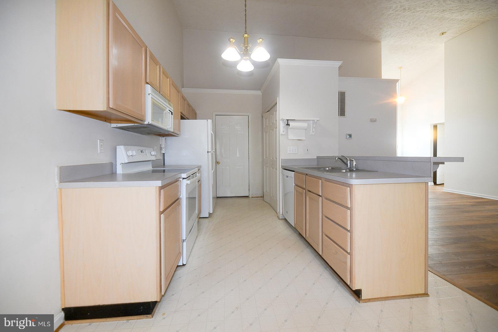 HAYDEN GREEN - Residential Lease