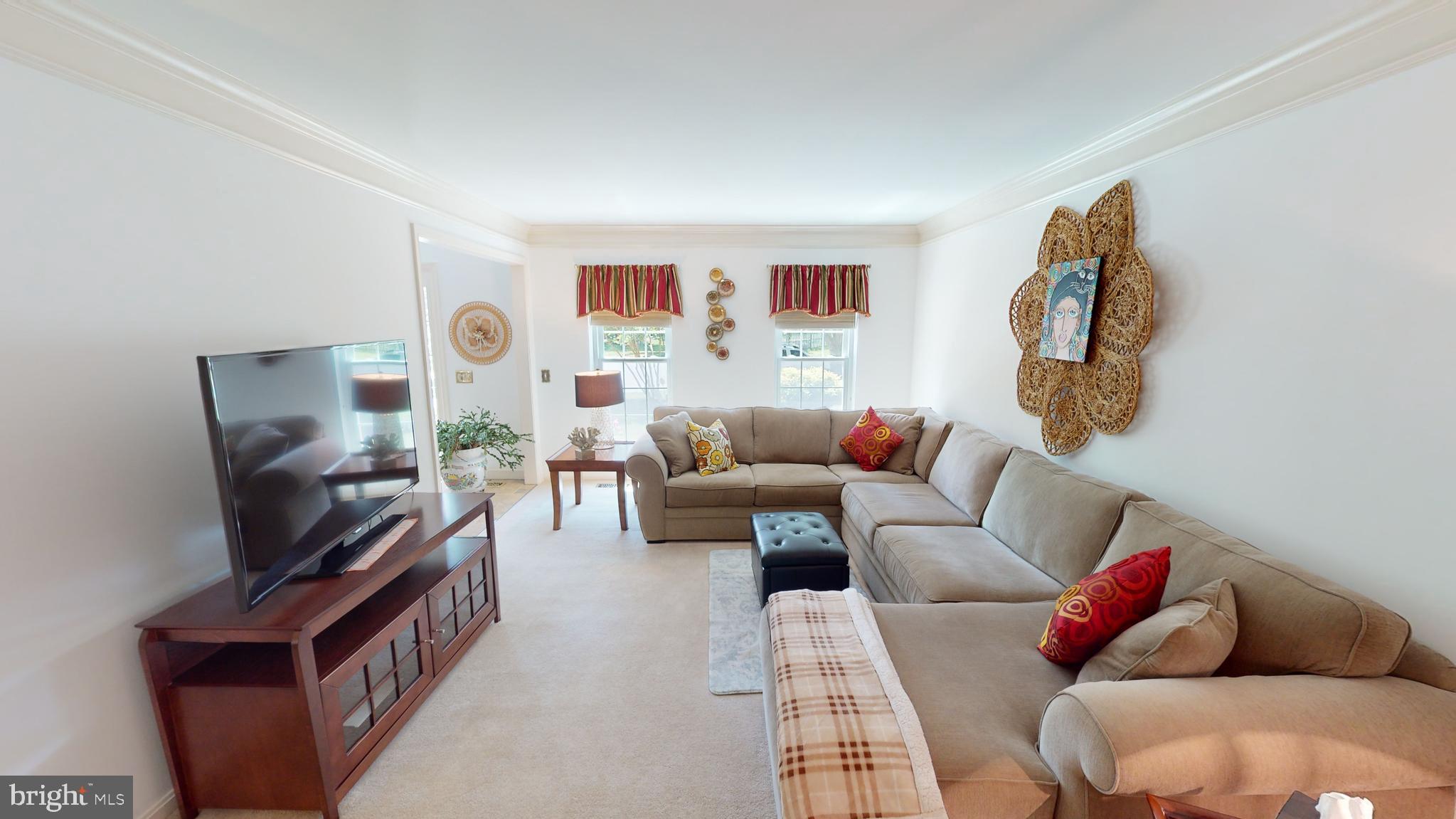 MEADOWLAND - Residential