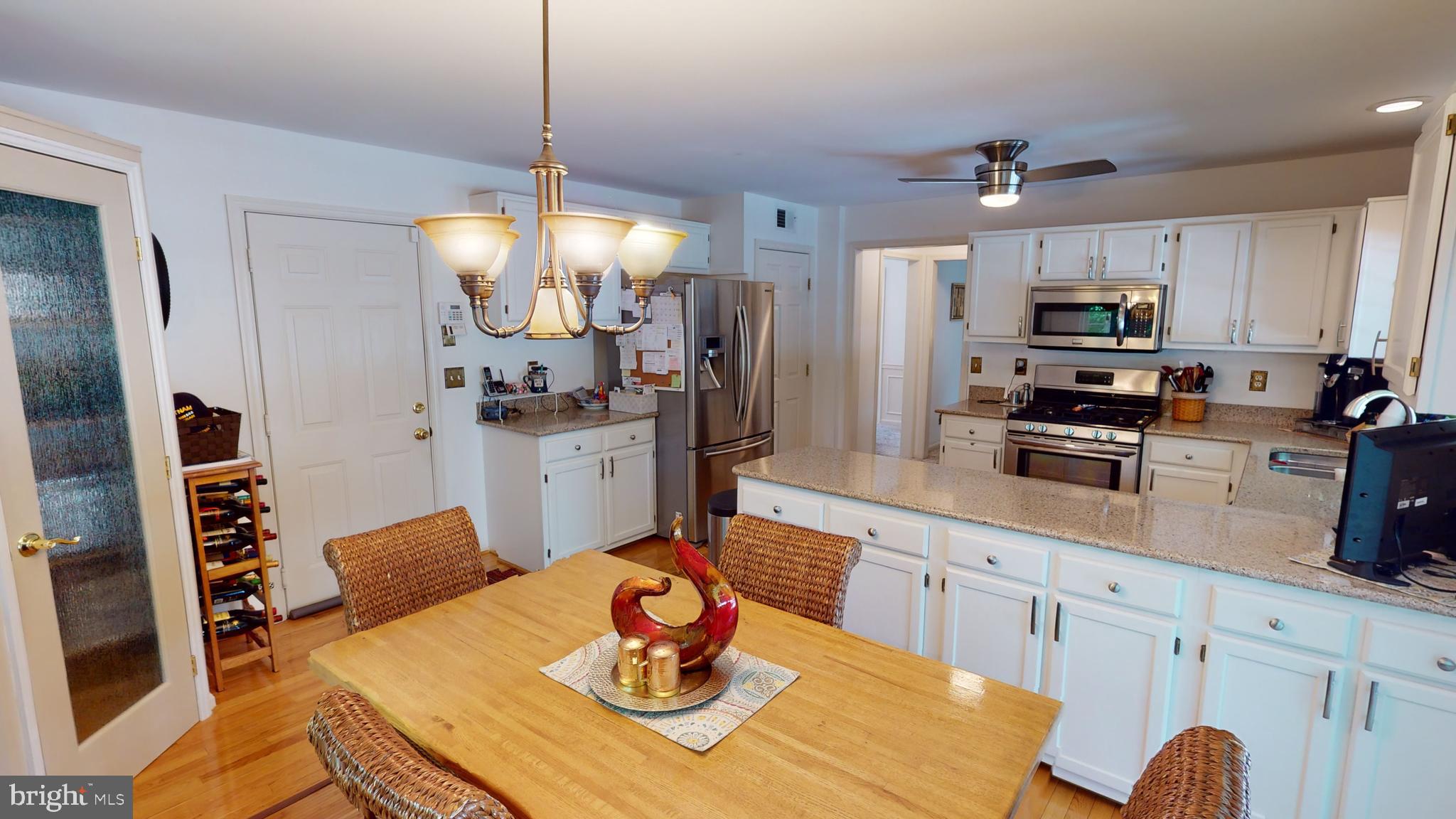 MEADOWLAND - Residential