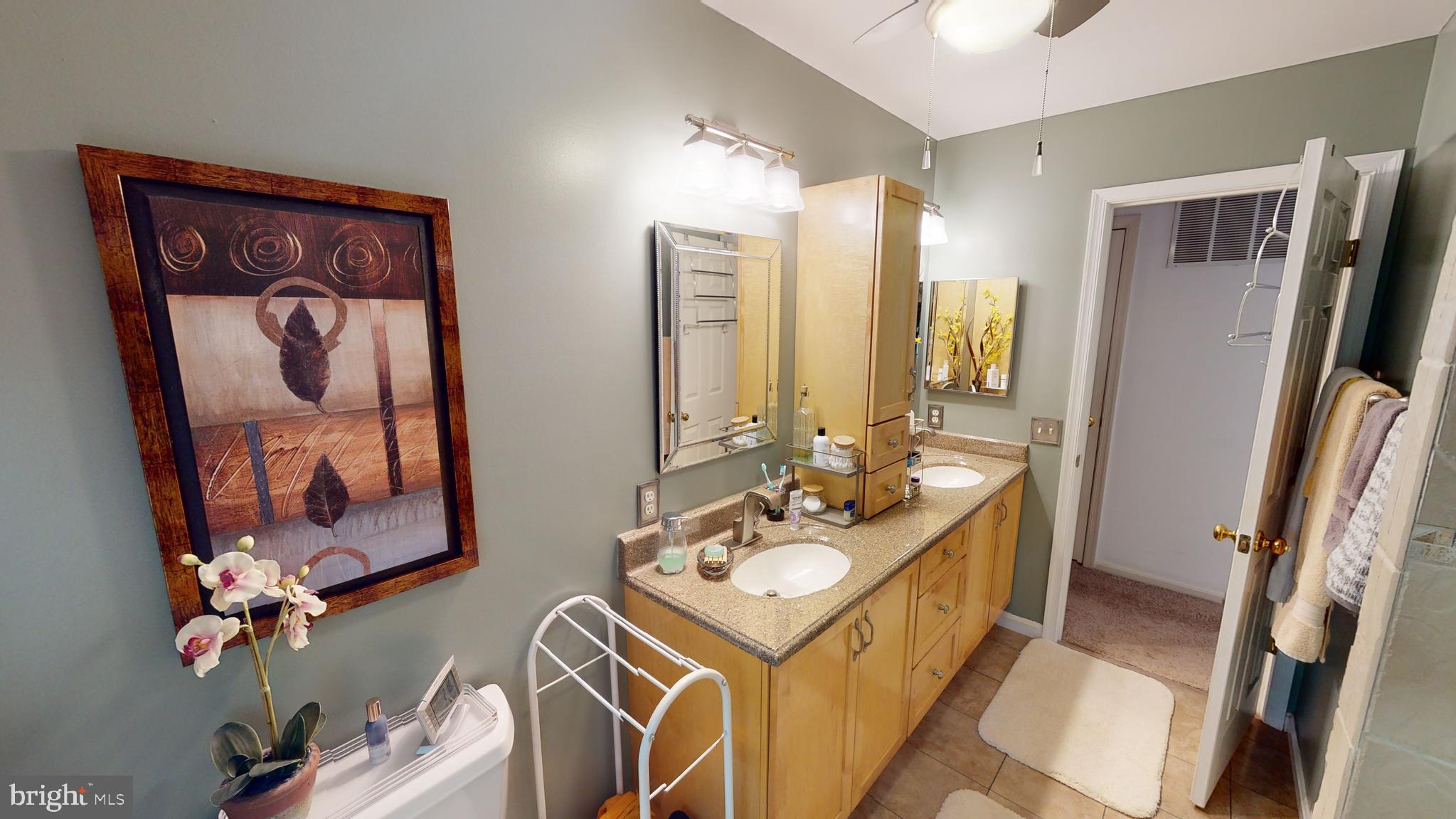 MEADOWLAND - Residential