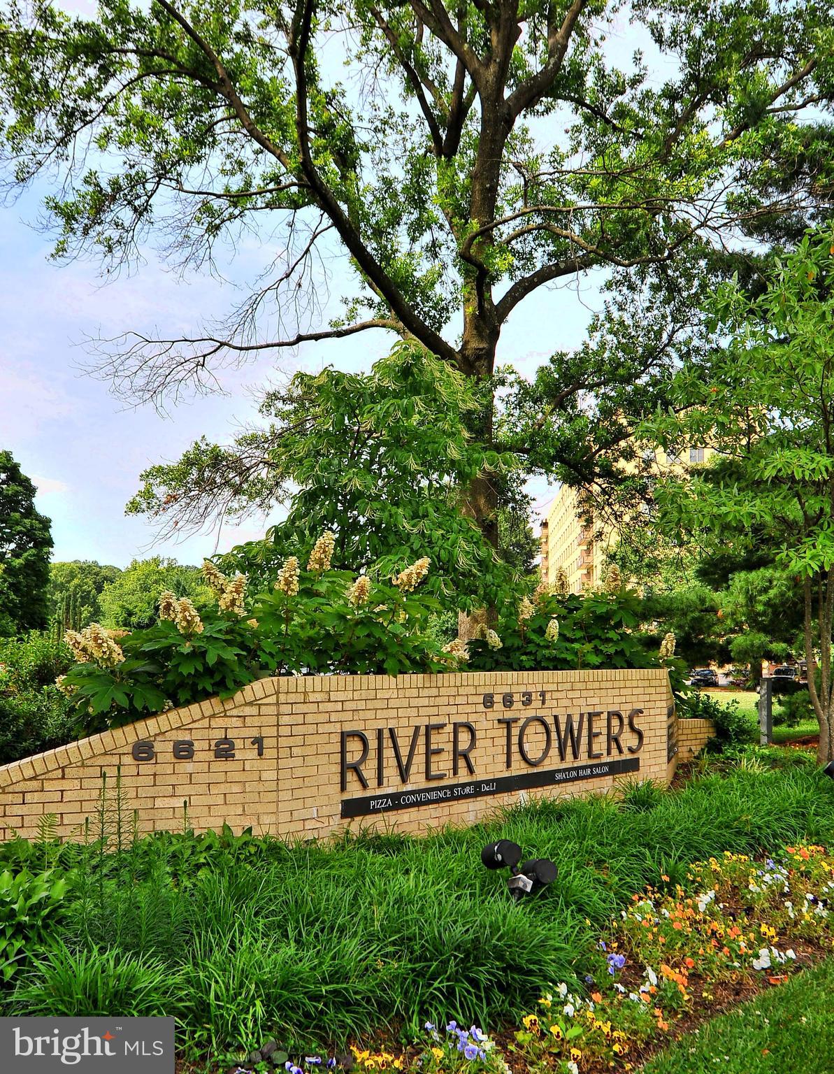RIVER TOWERS - Residential Lease