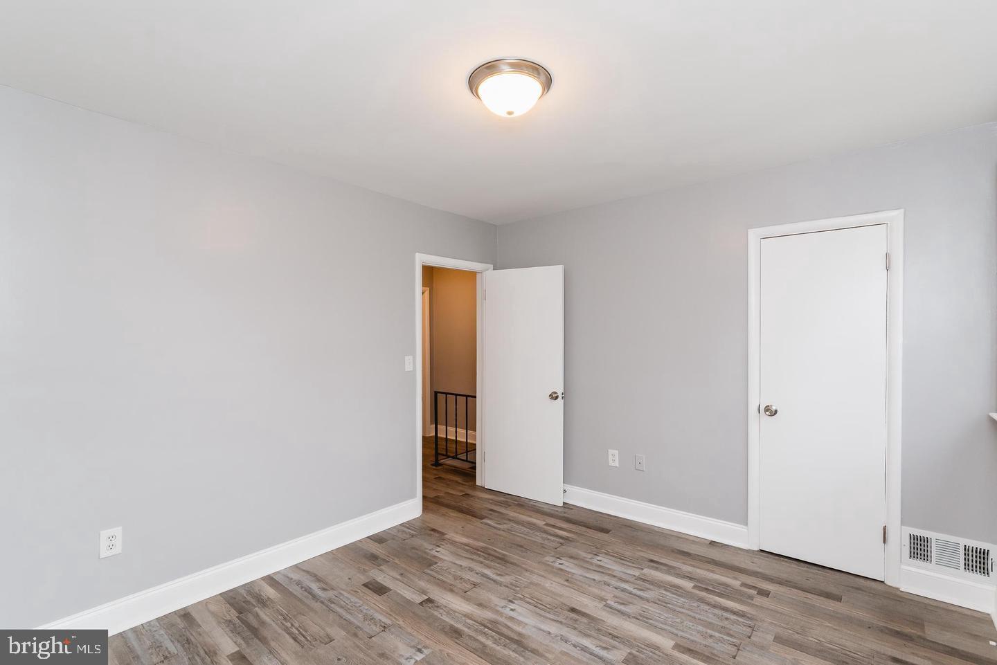 WAVERLY - Residential