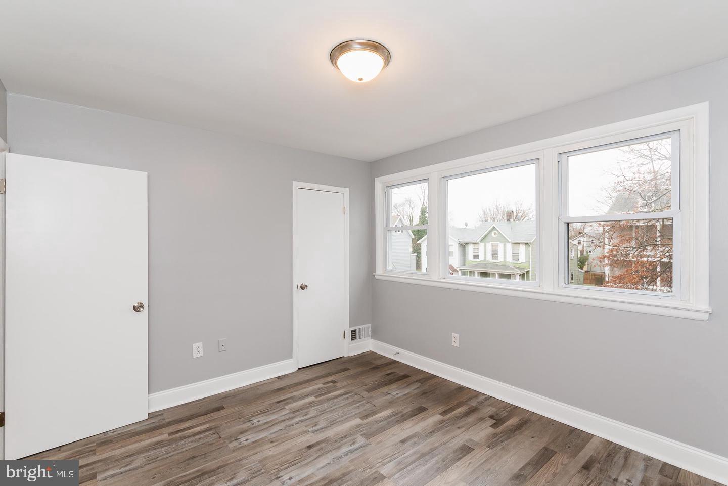 WAVERLY - Residential