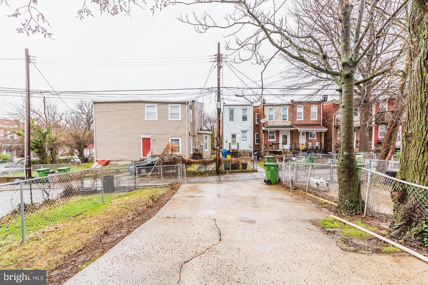 WAVERLY - Residential