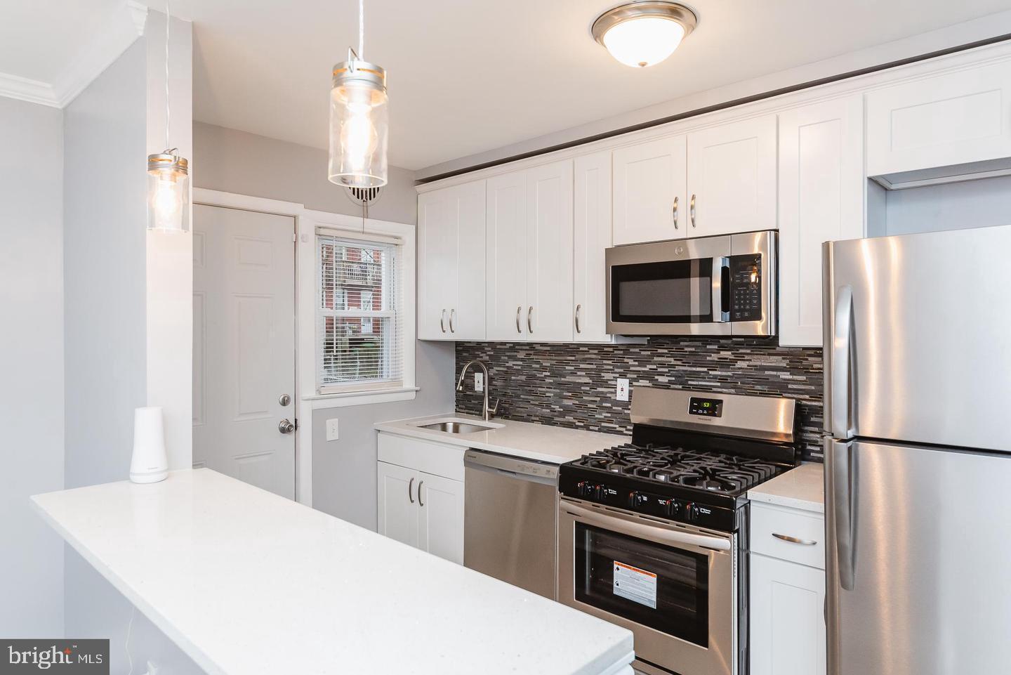 WAVERLY - Residential