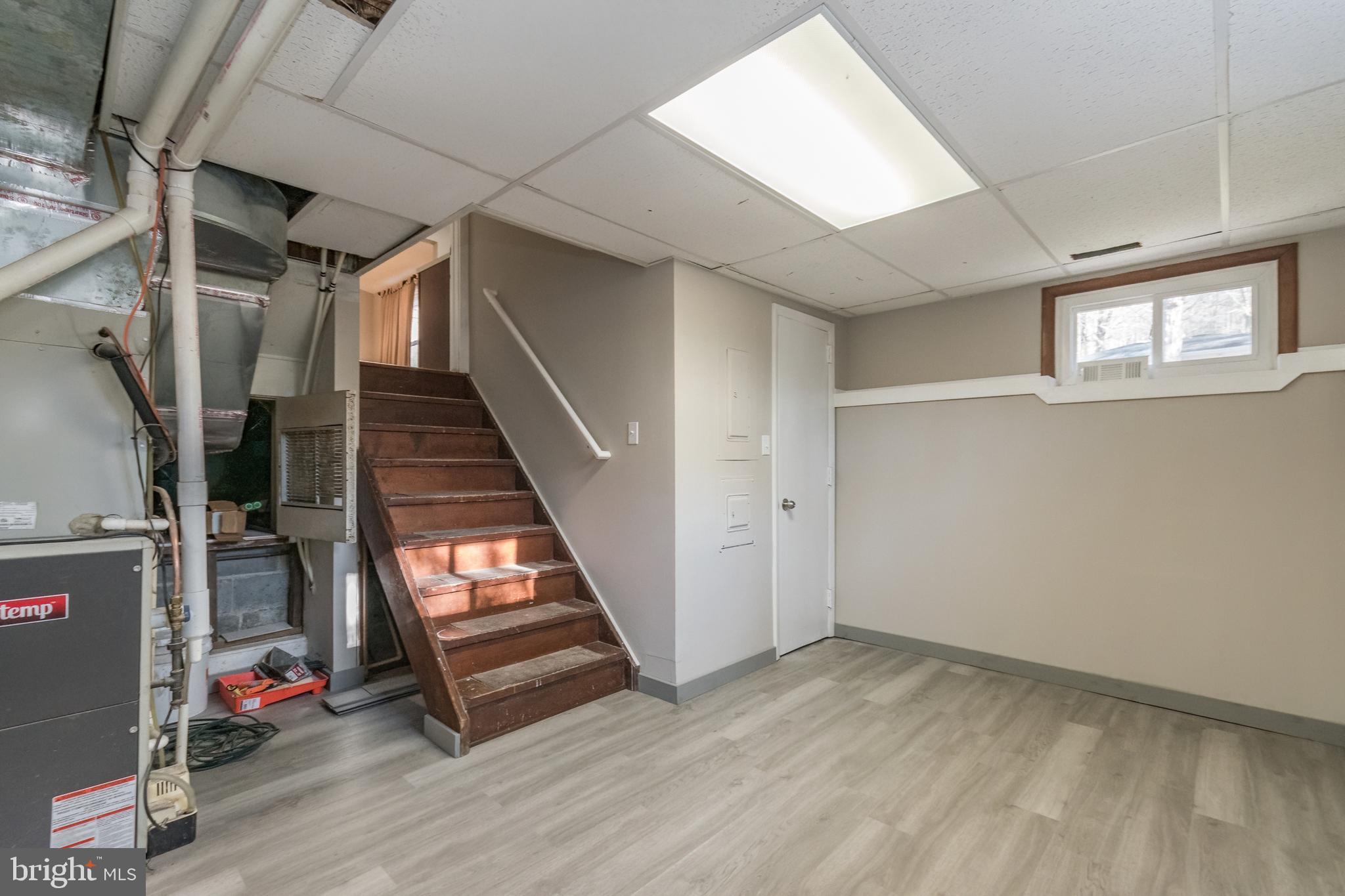 WESTRIDGE HILLS - Residential