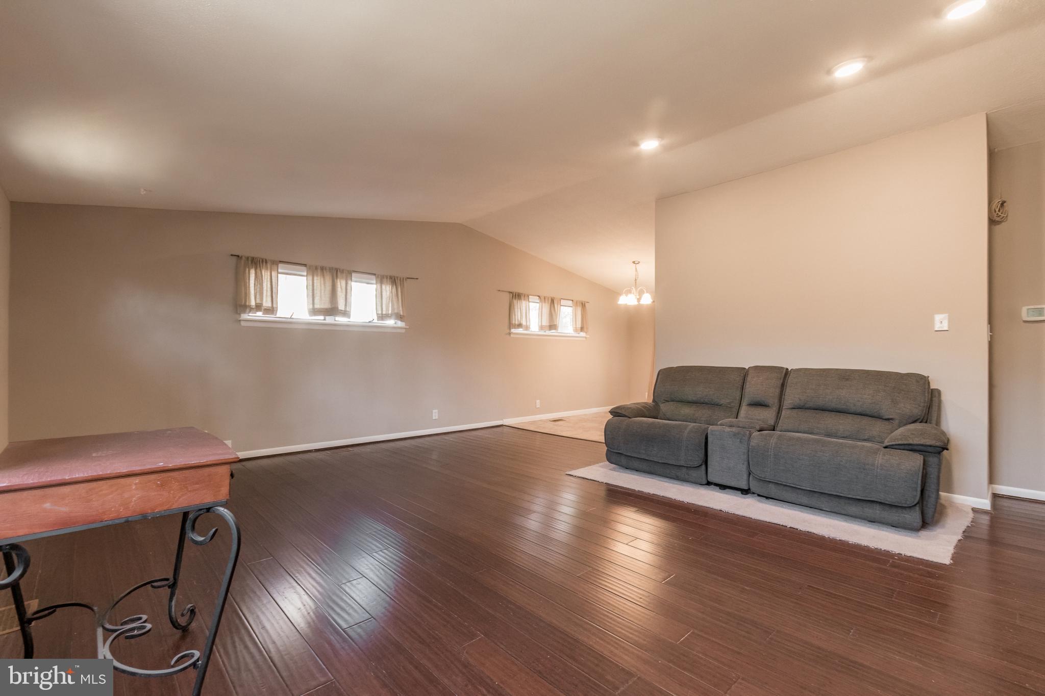 WESTRIDGE HILLS - Residential