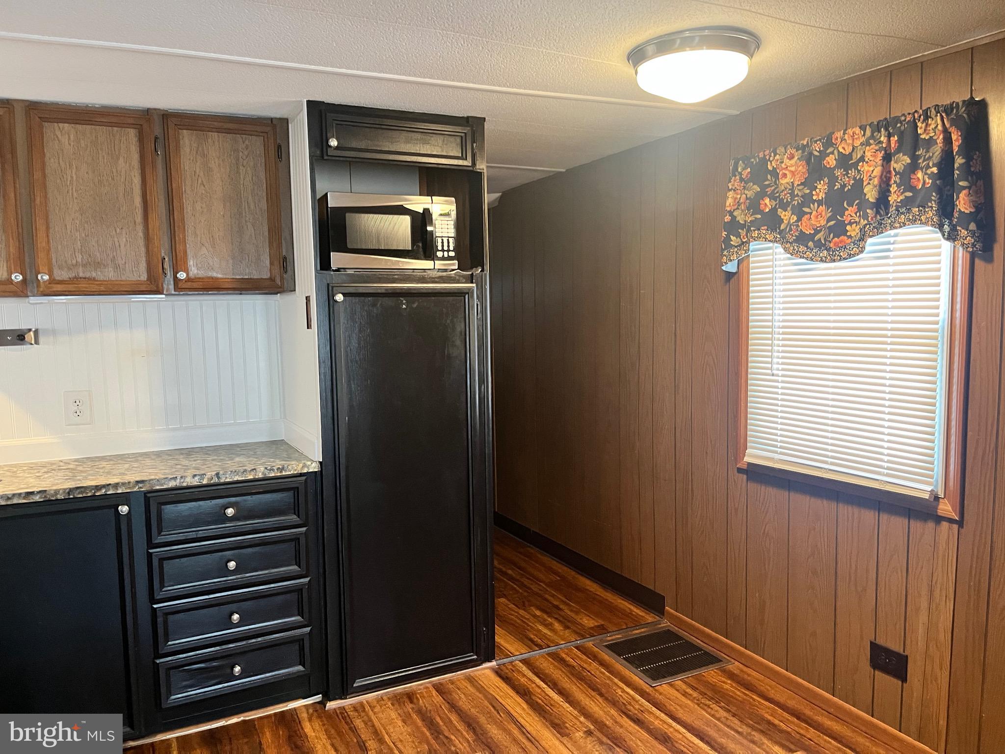 GREENBERRY HILLS - Residential