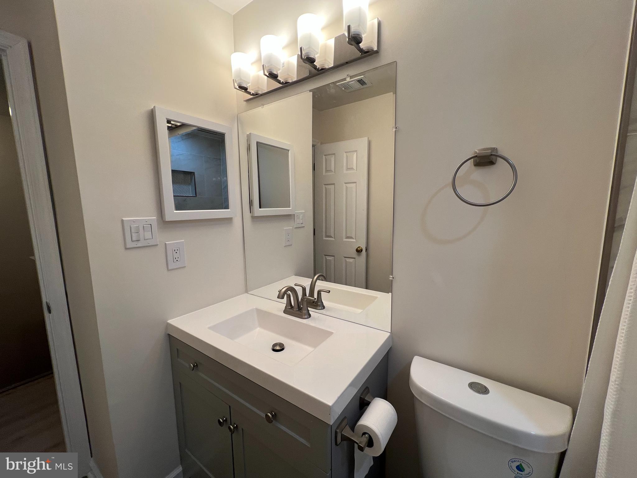 ARMISTEAD PARK - Residential Lease