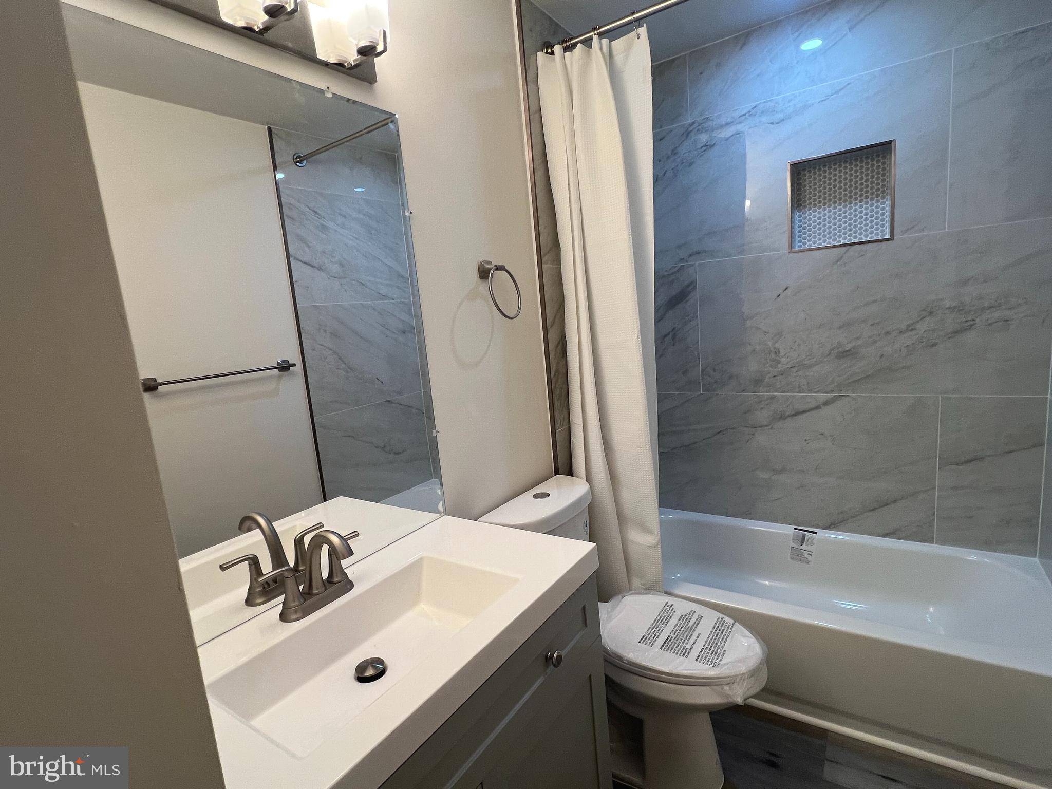 ARMISTEAD PARK - Residential Lease