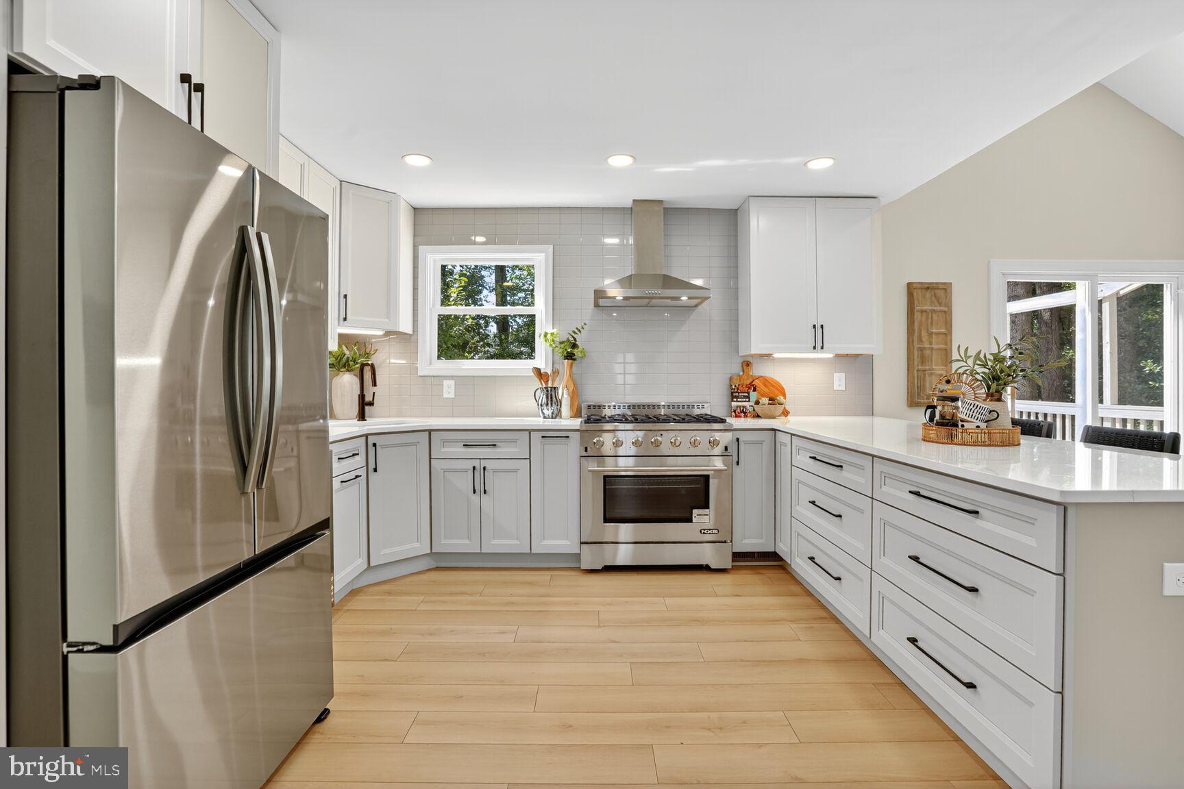 LAKE FOREST - Residential